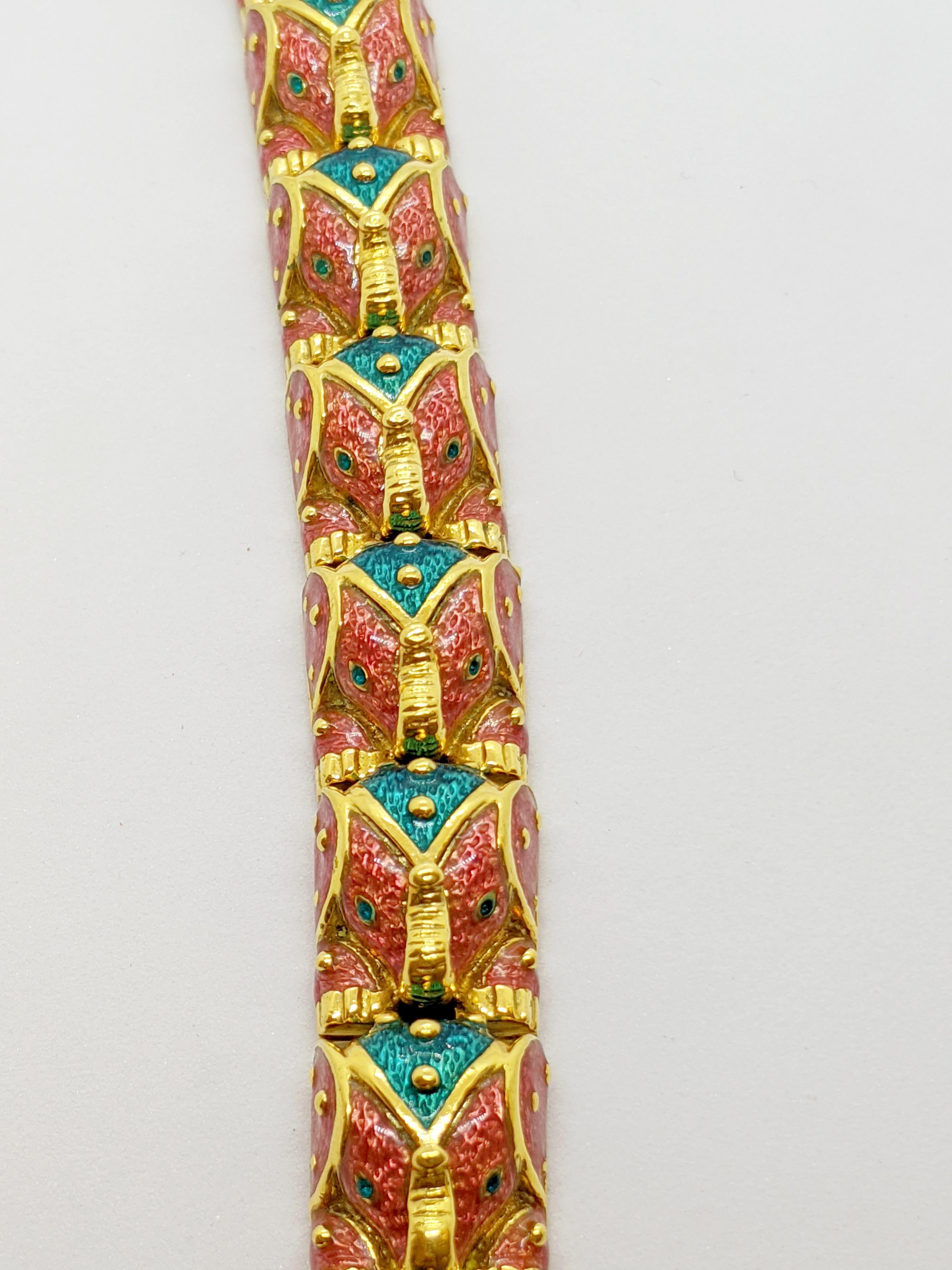 Hidalgo Bracelet éléphant en or jaune 18 carats, émail rose et vert en vente 2