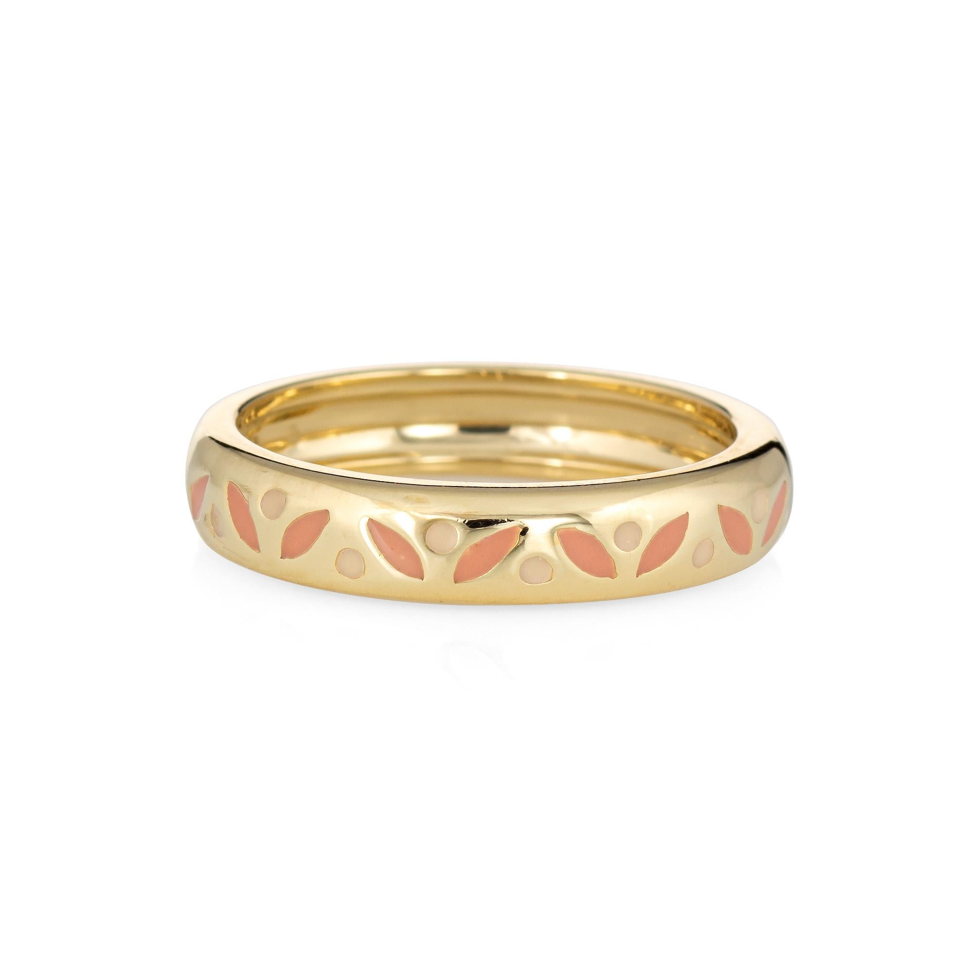 Finely detailed Hidalgo enamel ring crafted in 18 karat yellow gold. 

The band features an alternating pattern of round and marquise shapes rendered in crème and peach-pink enamel.

The ring is in very good condition. 

Particulars:

Weight: 5