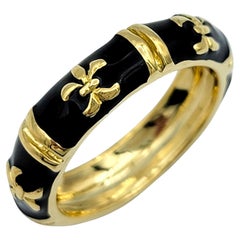 Bague empilable en or jaune 18 carats Fleur De Lis en émail noir