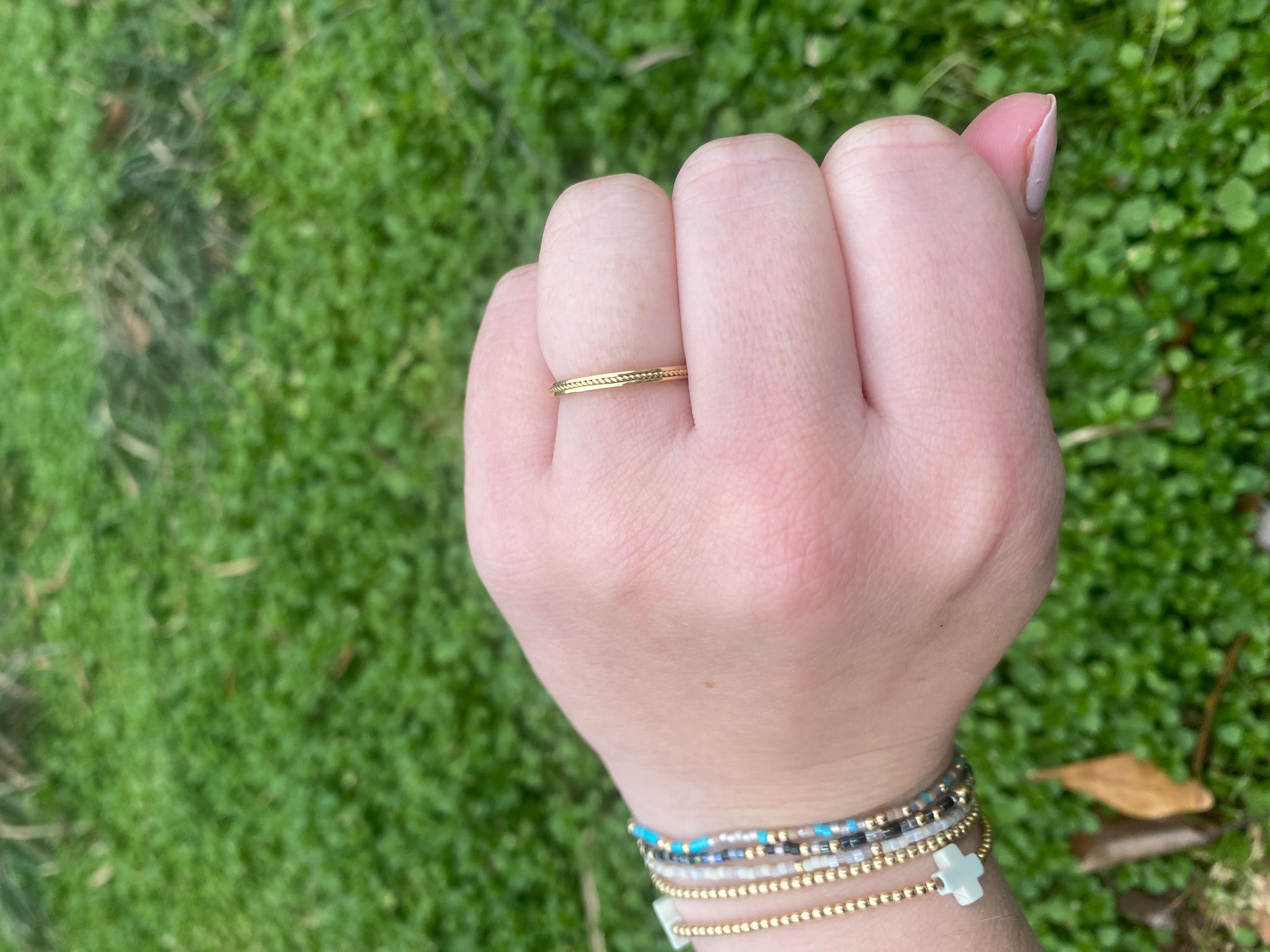 Hidalgo Gold Band Ring, 18k Yellow Gold, Ring Size 5.75, Rope Band Ring For Sale 2