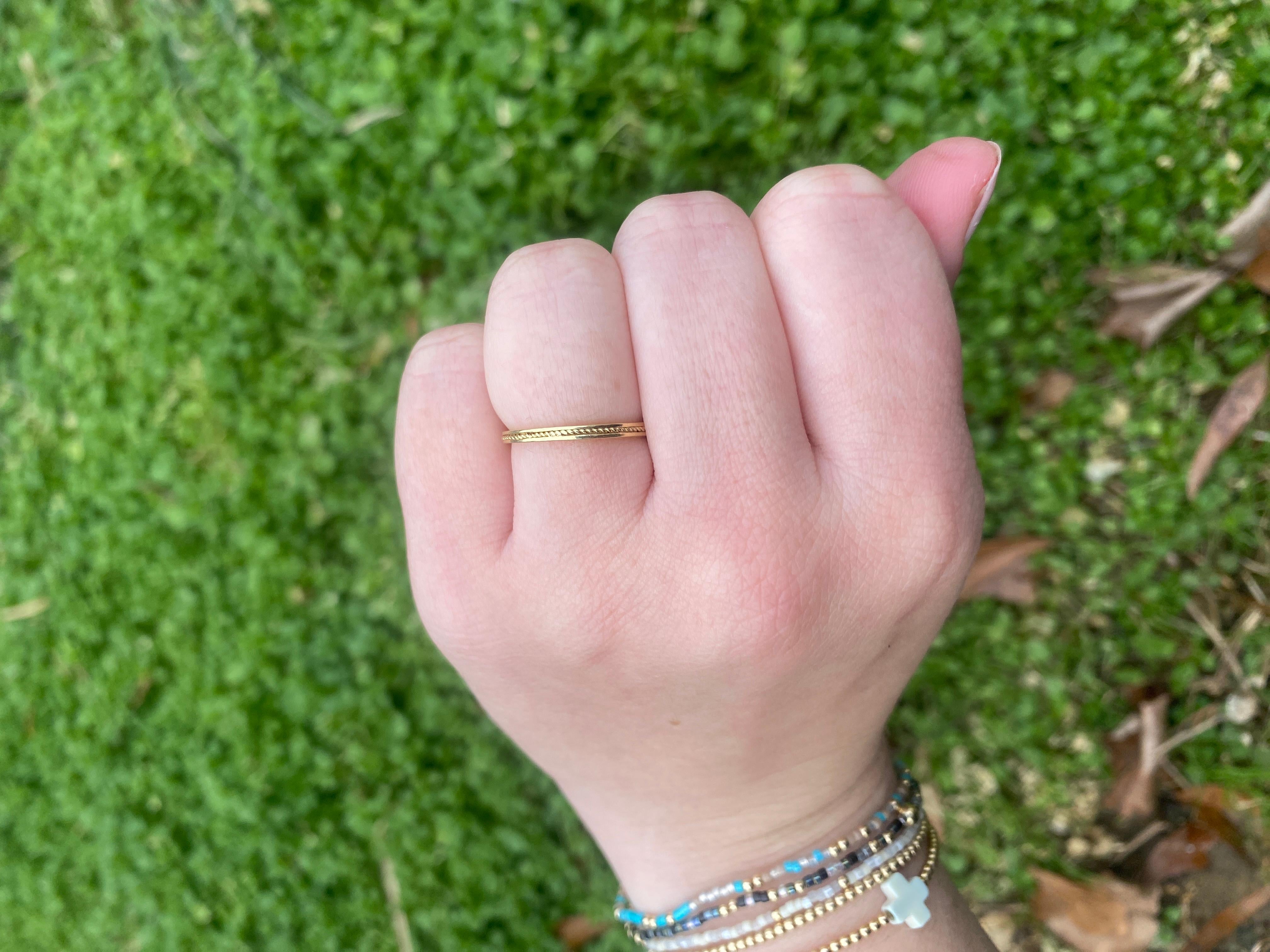 Hidalgo, bague à anneau en or jaune 18 carats, taille de bague 5,75 en vente 2