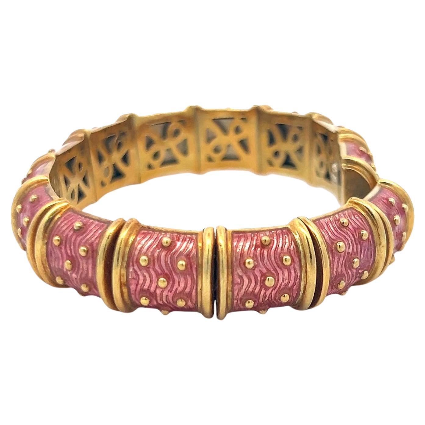 Designer :
HIDALGO
Titre :
Bracelet Hidalgo en or jaune 18 carats
Le style :
Bracelet
Métal :
Or jaune 18 carats
Dimension :
6.25*0.52*0.23IN
Poids :
71.8 grammes
Condit :
Vintage By
ID du produit :
5J780
Note :
Veuillez noter que le poids, la