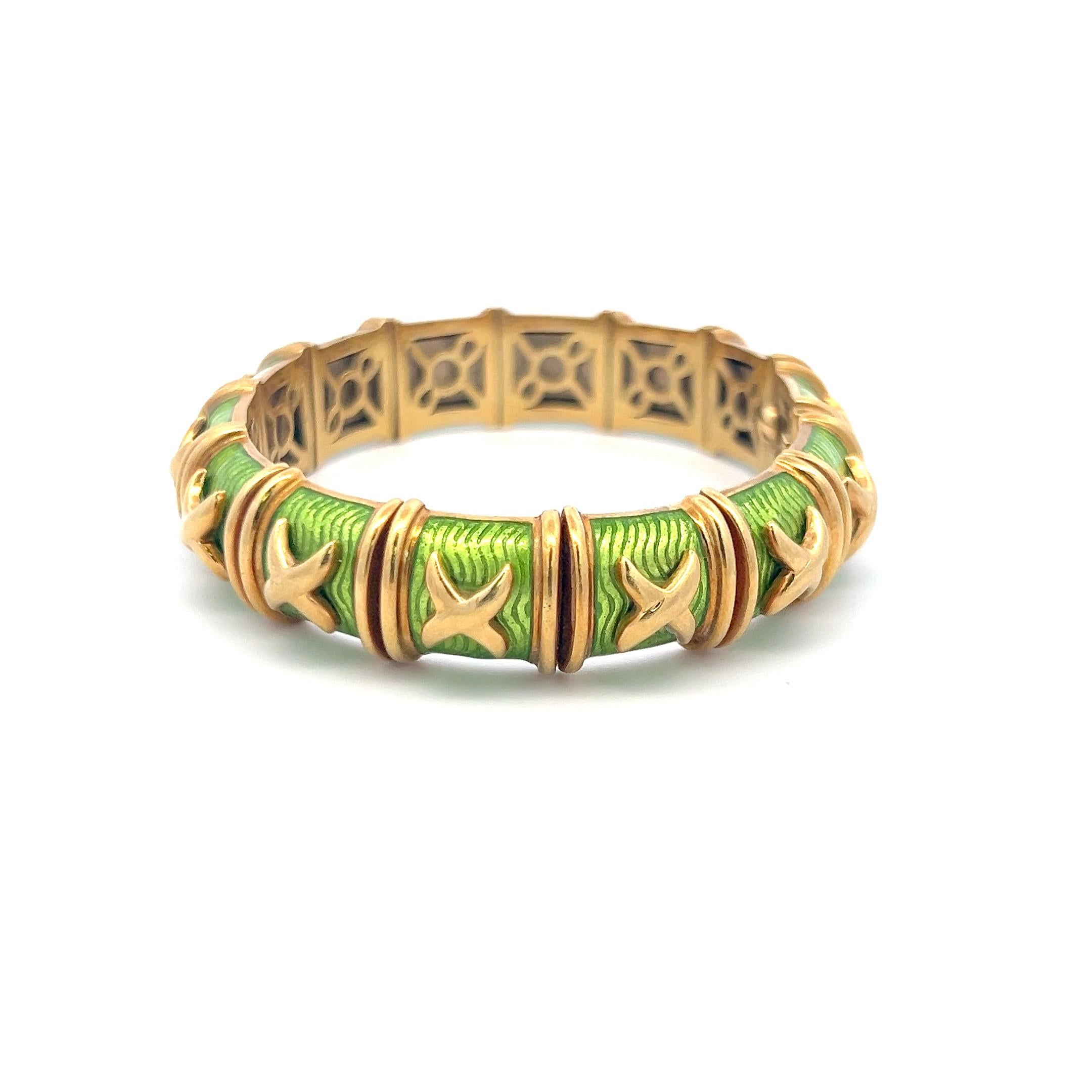 Hidalgo, bracelet jonc vintage en or jaune 18 carats et émail vert 85 grammes Pour femmes en vente