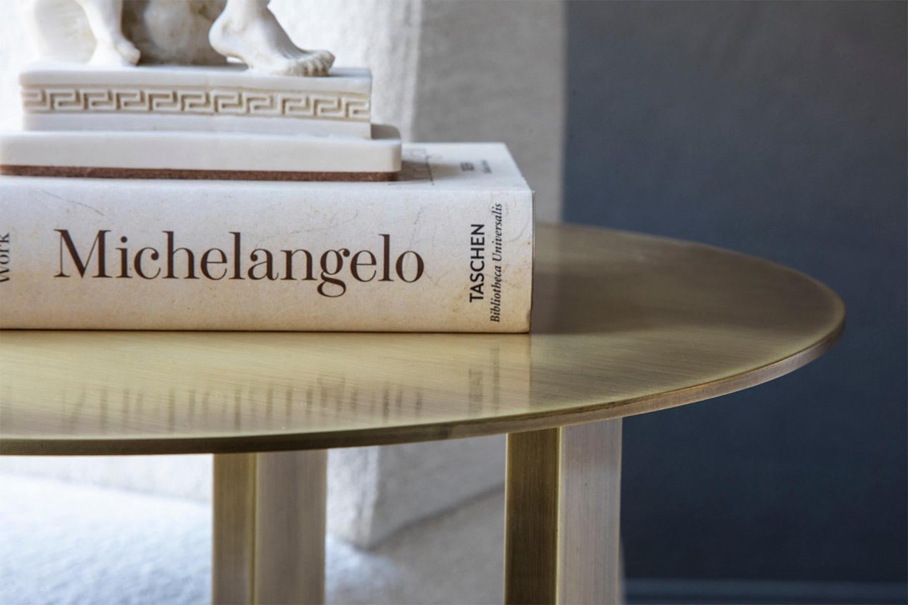 Hand-Crafted Hidden Brass Carrara White Marble Side C Table For Sale