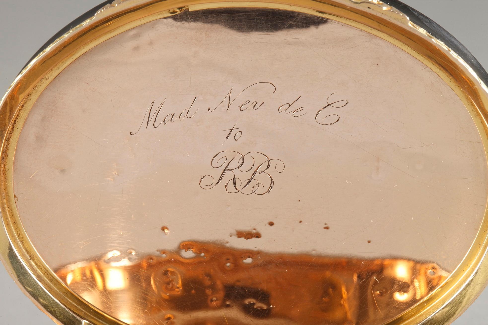 Hidden compartment snuff box tortoiseshell, gold and erotic miniature. For Sale 2