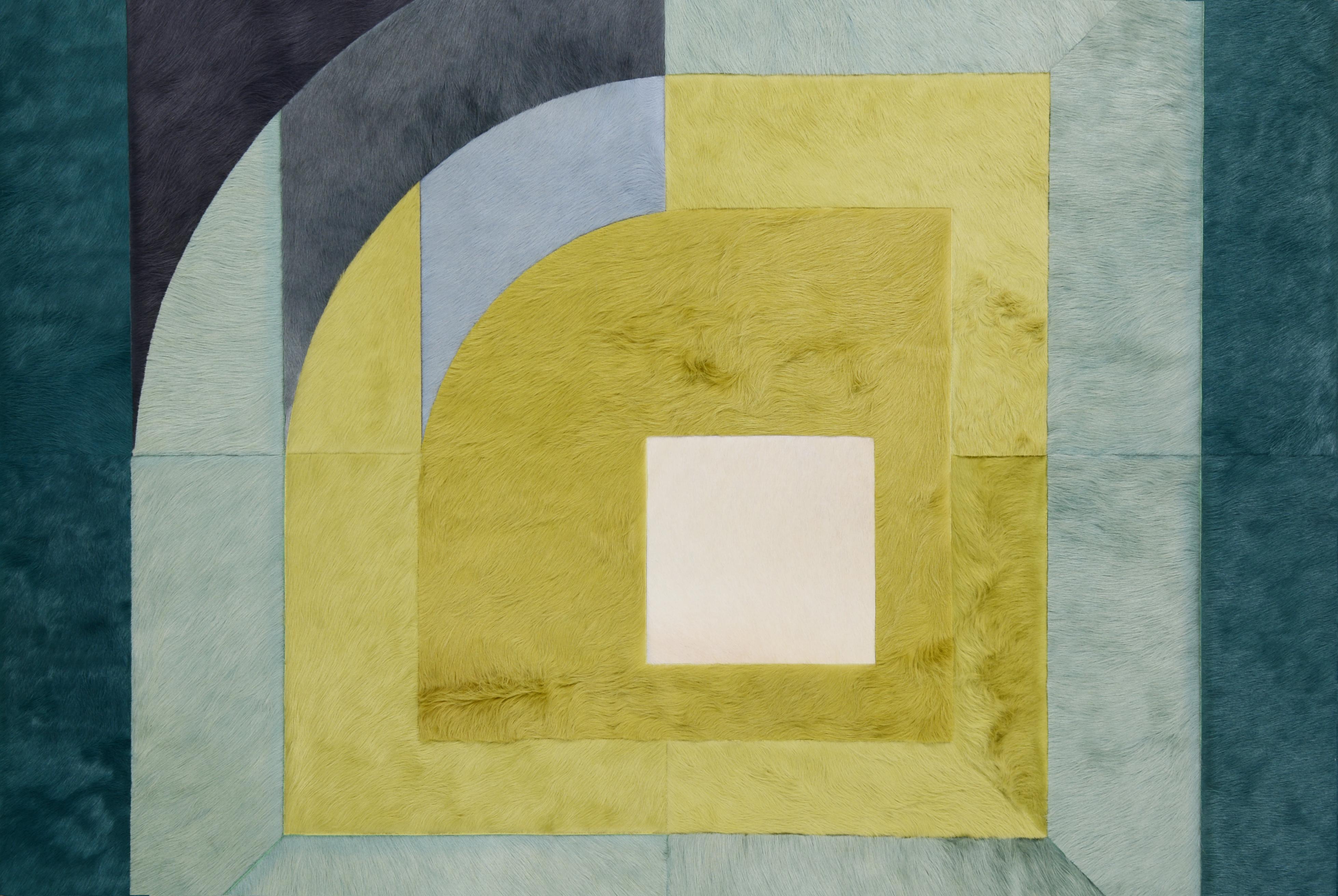 Questo tappeto Prisma Hide è stato progettato in collaborazione tra Kyle Bunting e l'interior designer Amy Lau nella loro seconda collezione. 
 

 Informazioni sul design:
 Le influenze del movimento Op Art di metà secolo si ritrovano in Prisma, la
