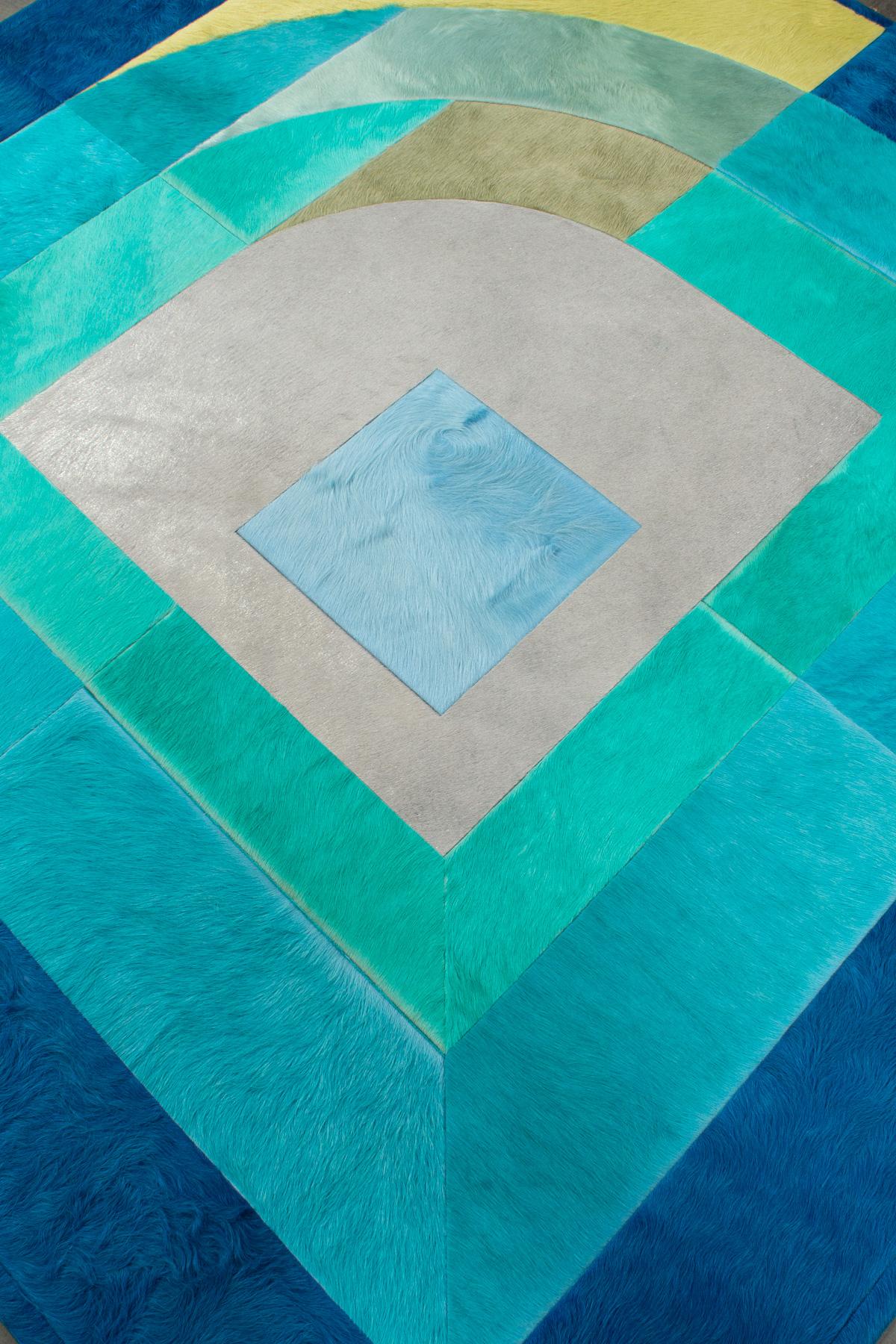 Organique Tapis Hide par Amy Lau (1,5 m x 1,5 m) en vente