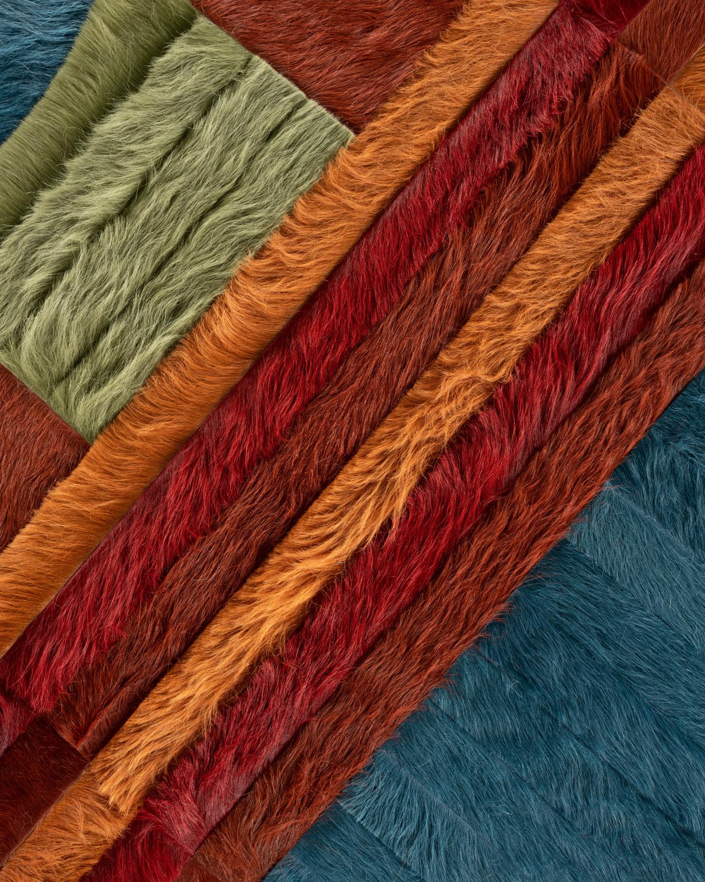Tapis Hide par Douglas Friedman (10ft 10in x 7ft 8in) Neuf - En vente à Austin, TX