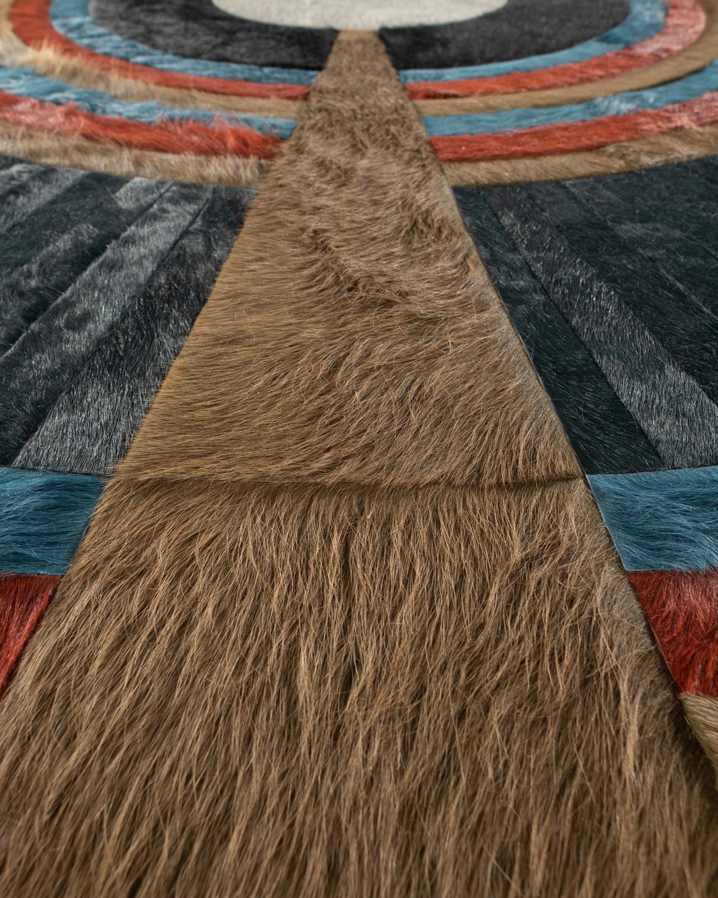 Organique Tapis Hide par I Douglas Friedman (11ft de diamètre) en vente