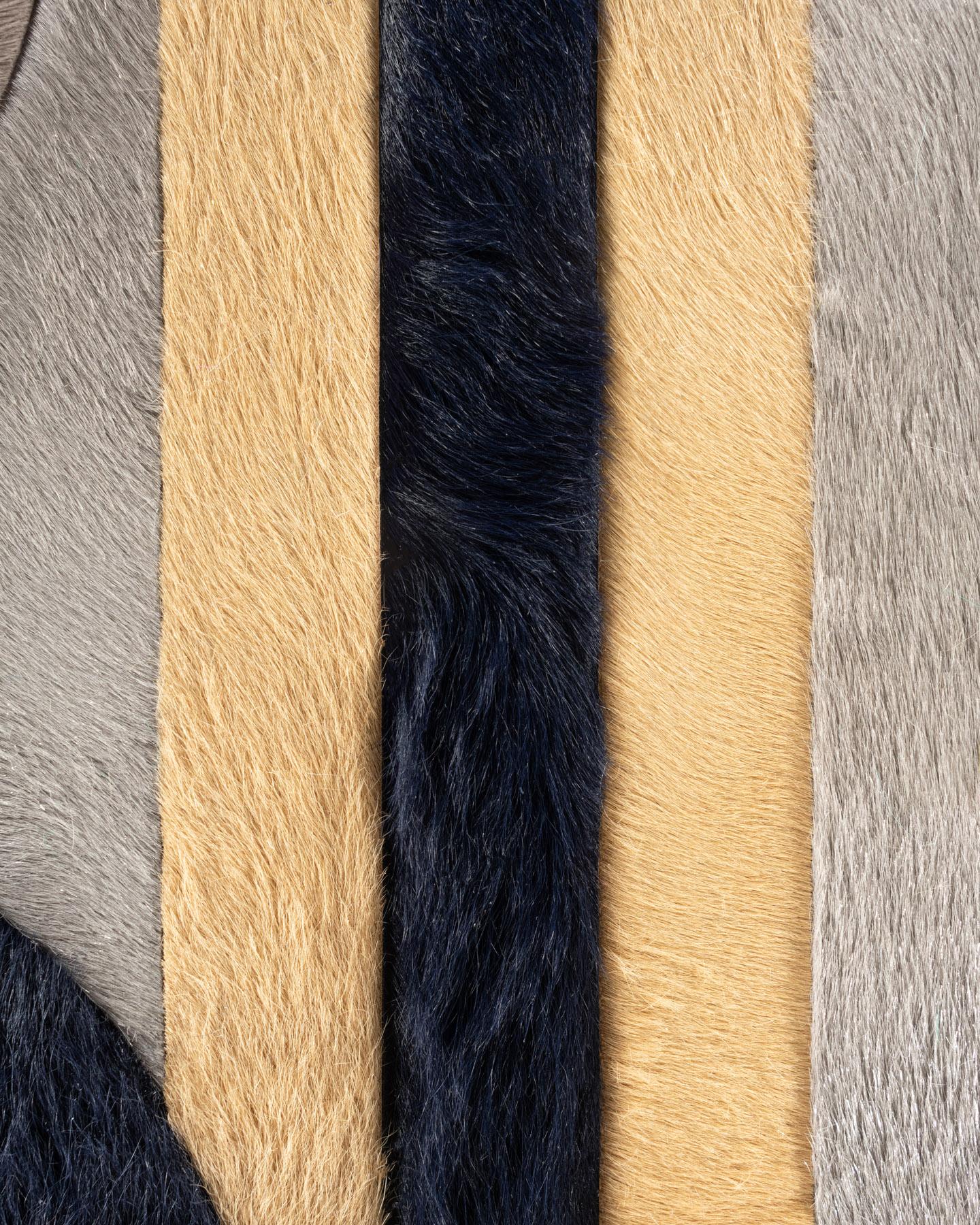 Fait main Tapis Hide par Douglas Friedman (1,5m x 1,5m) en vente