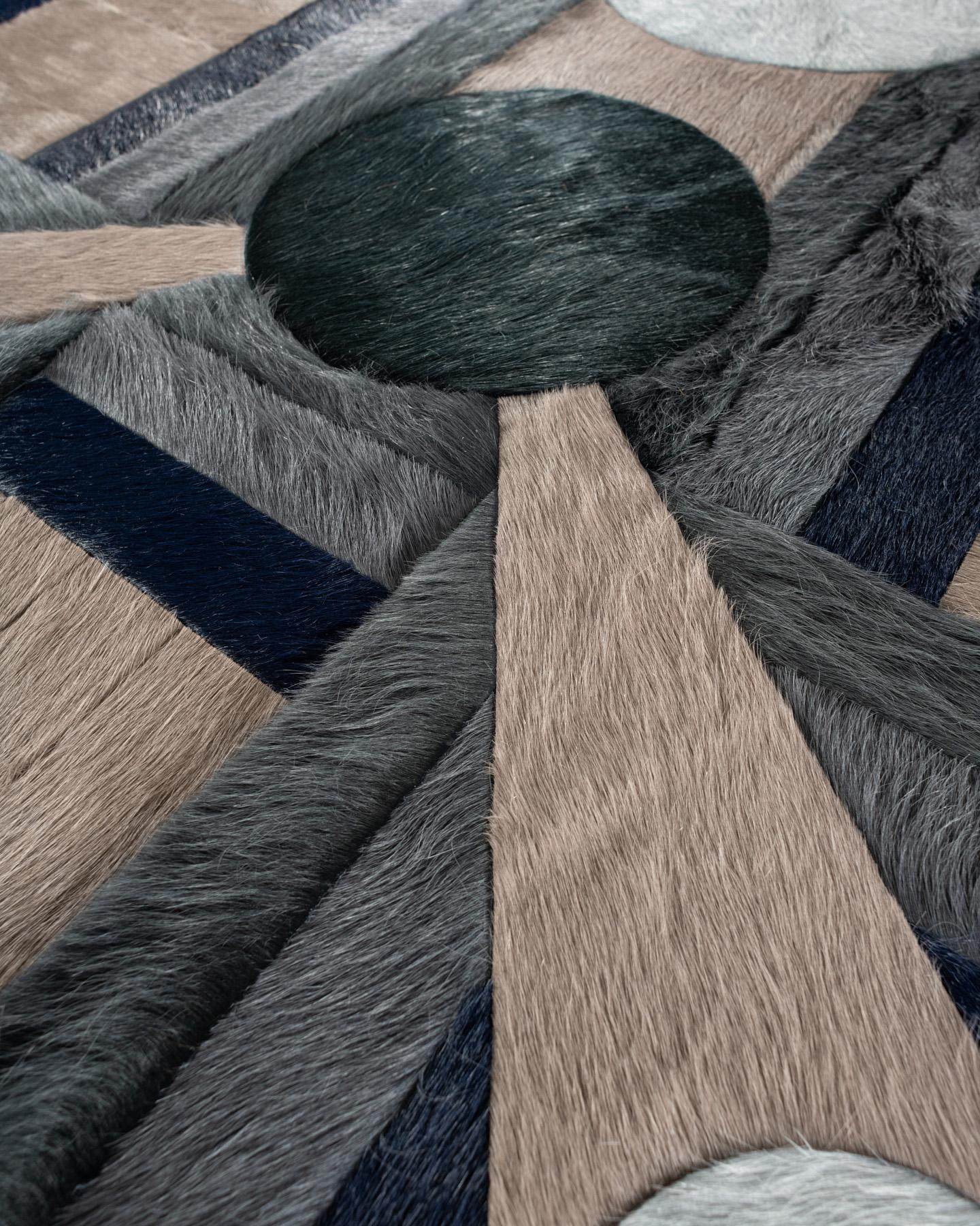 Tapis Hide par I Douglas Friedman (8ft x 3ft) en vente 1