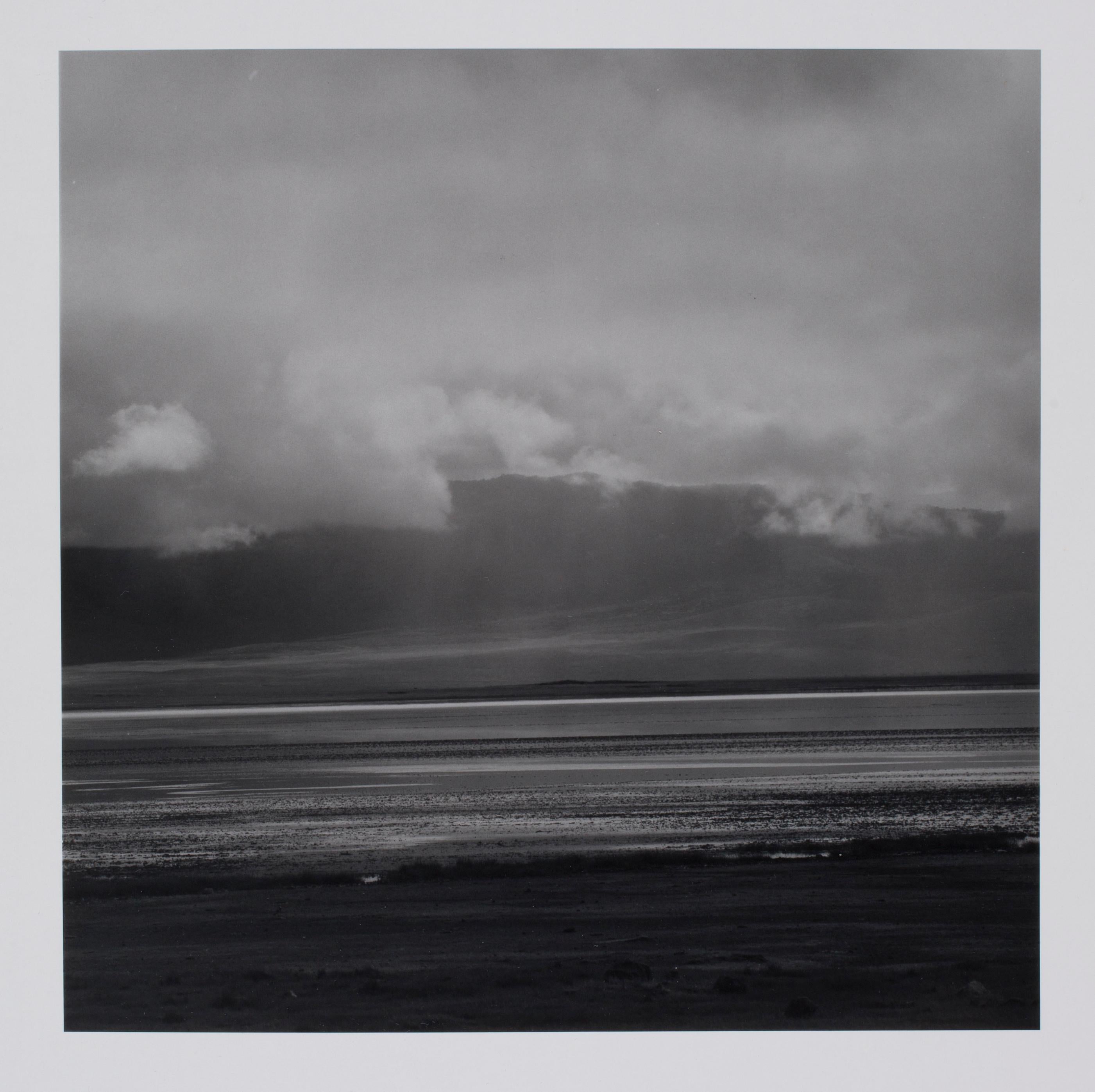 Hideoki Hagiwara Black and White Photograph - Hideoki, Black & White Photography, Horizon, Japan, 1977