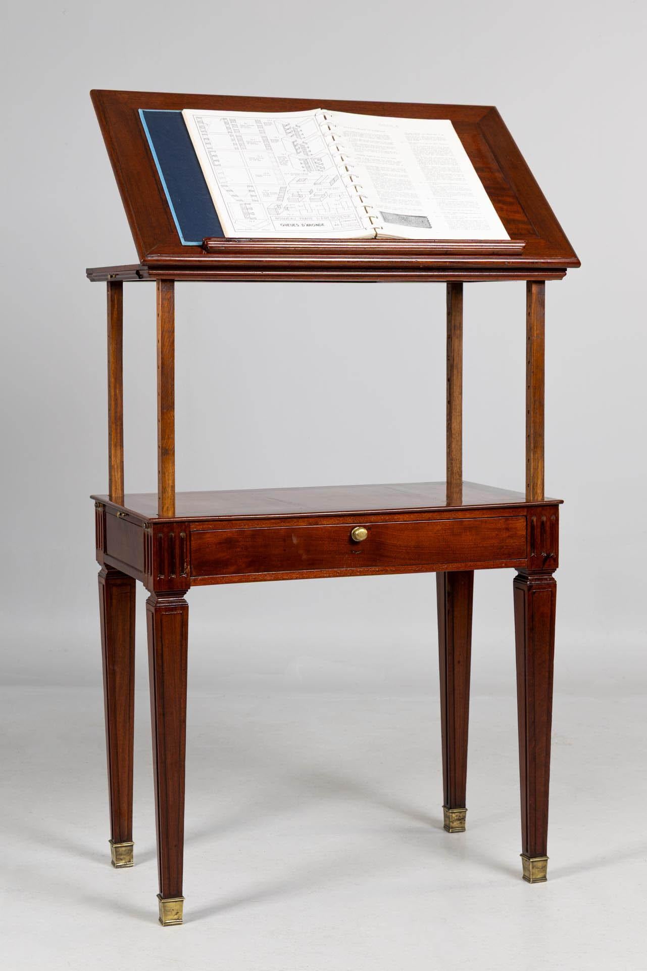 High Adjustable Architect's Desk, Writing Desk, circa 1800 For Sale 4