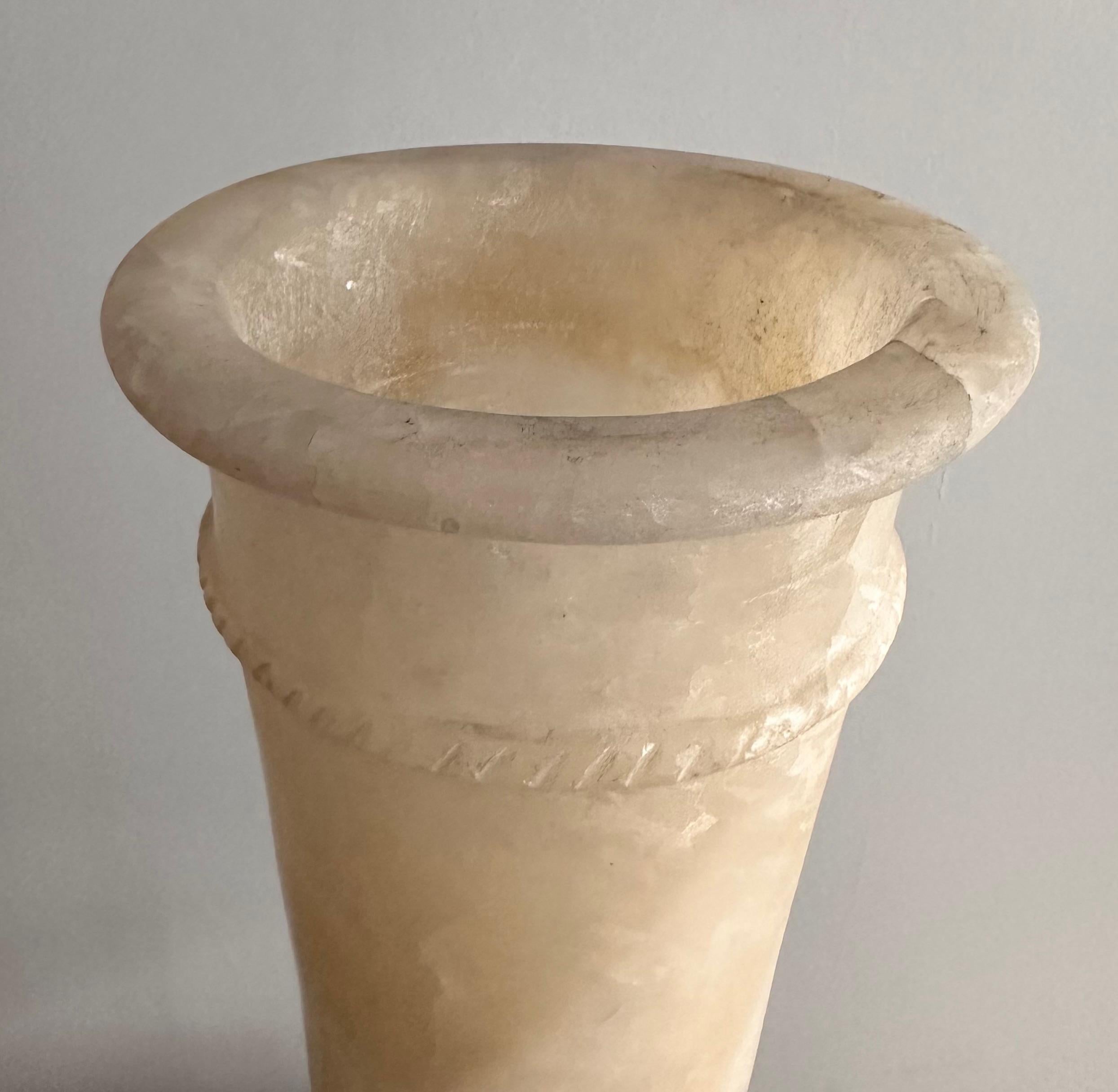 High Alabaster Cylindrical Vase Egyptian Style, 20th century.
 For Sale 4