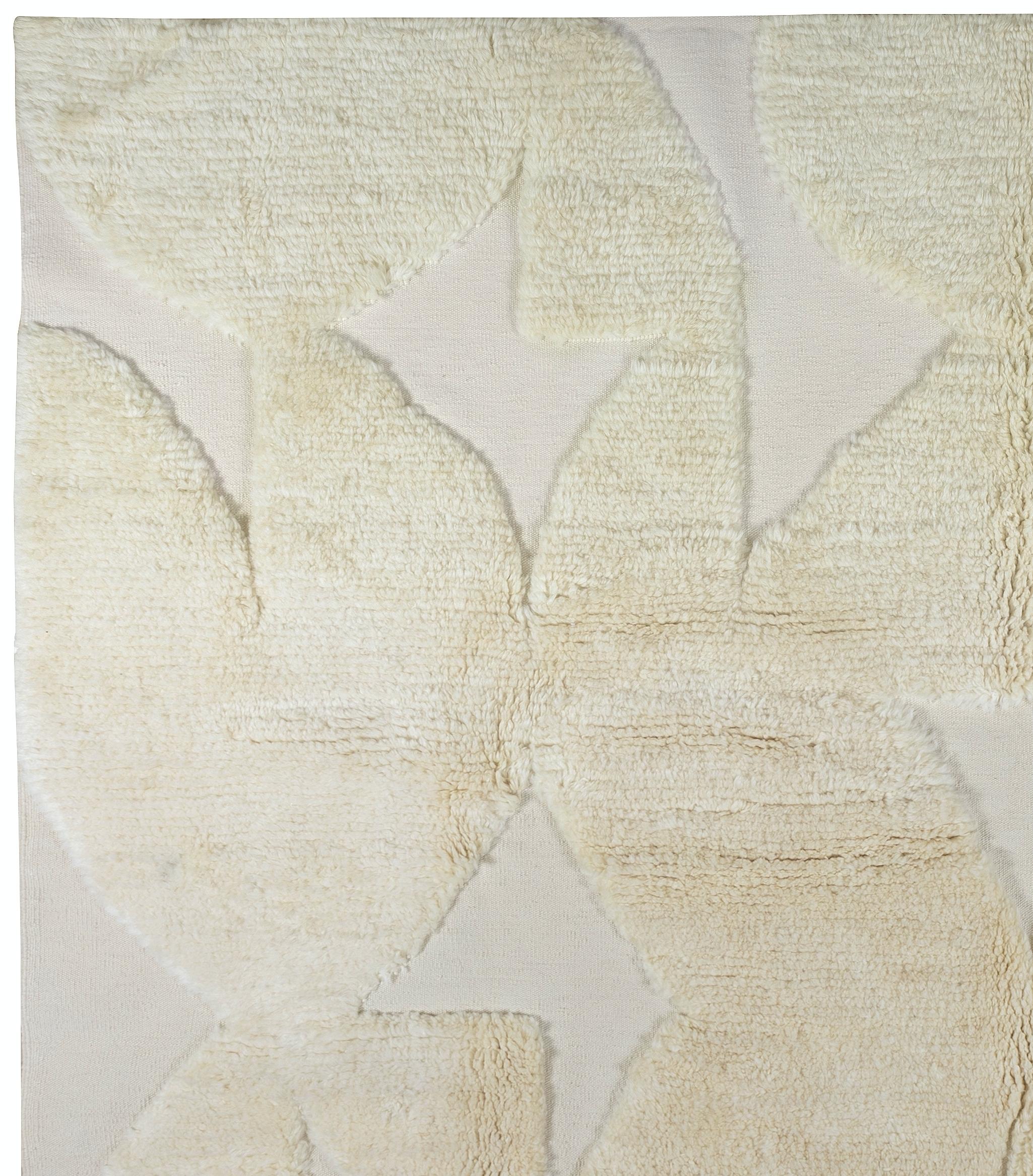 Moderno Tappeto Tulu marocchino a pelo alto e basso, 100% lana naturale Opzioni personalizzate disponibili in vendita