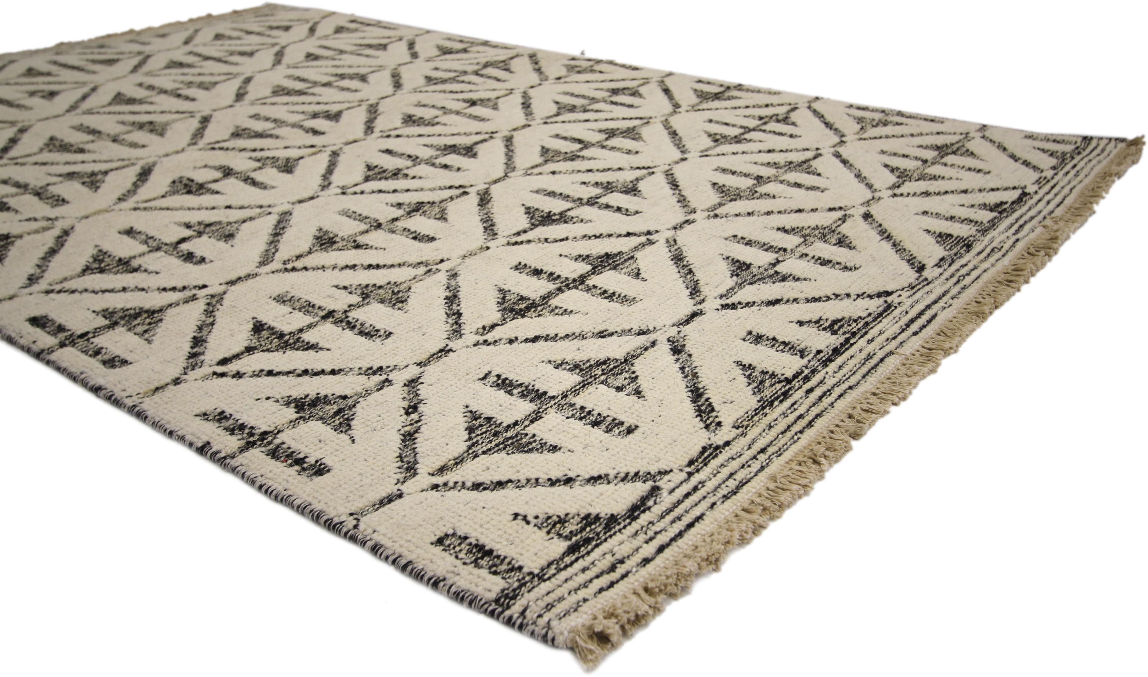Mid-Century Modern High and Low Texture Rug with Contemporary Modern Style, Geometric Accent Rug For Sale