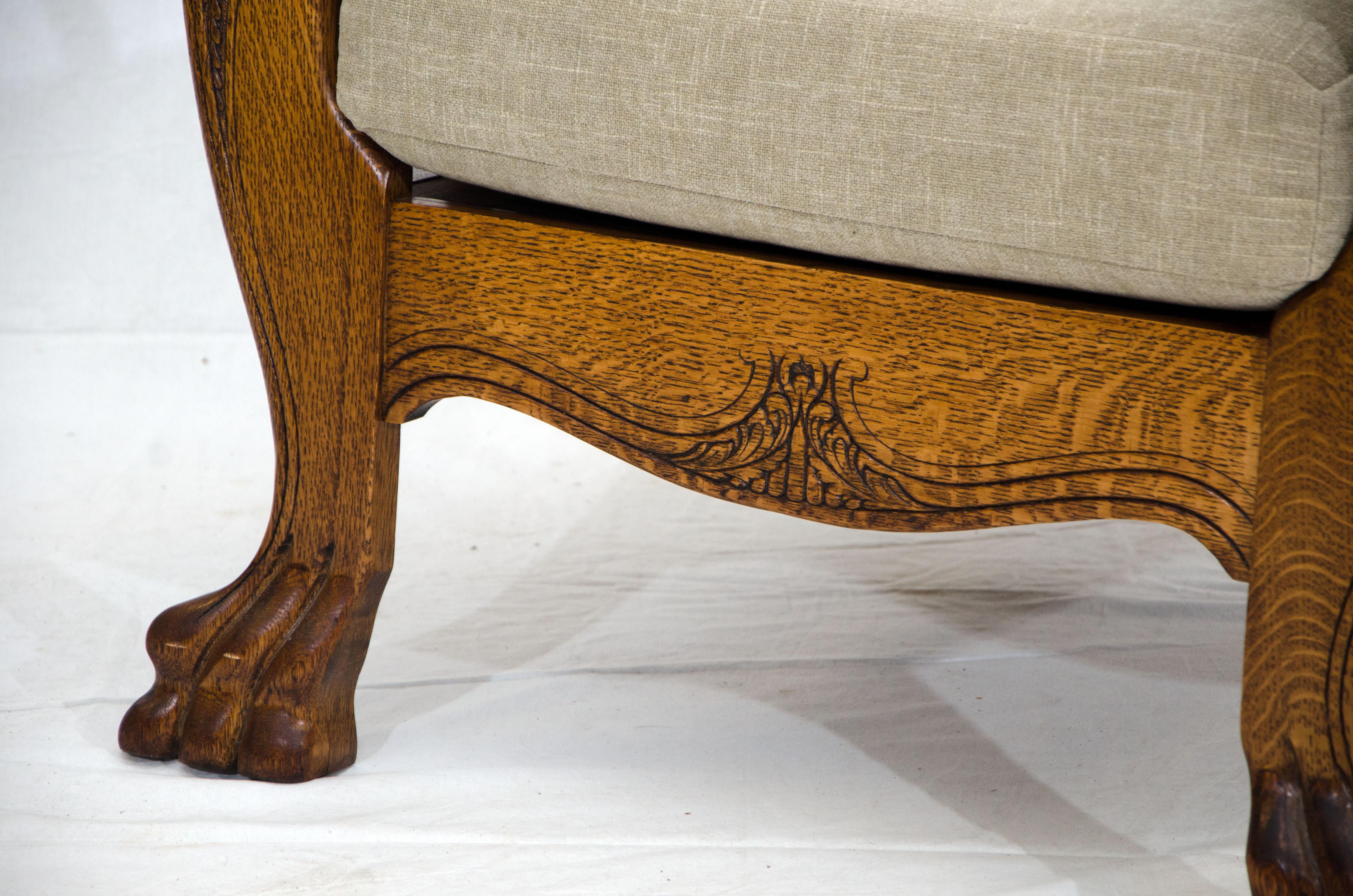 High Back Antique Oak Morris Reclining Chair, Claw Feet In Good Condition In Crockett, CA