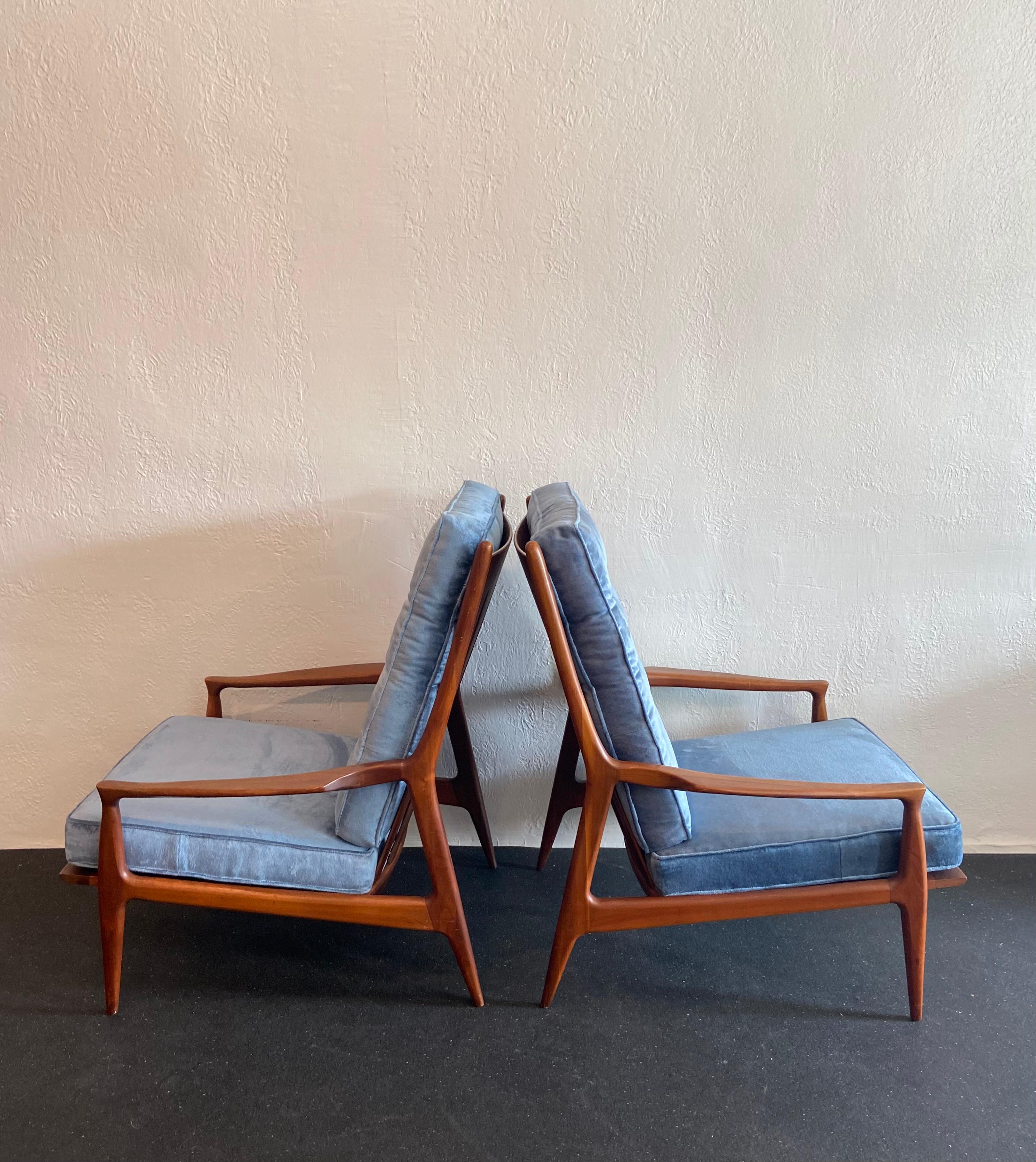 Milo Baughman for Thayer Coggin High Back Archie Lounge Chairs, a Pair In Good Condition For Sale In West Palm Beach, FL