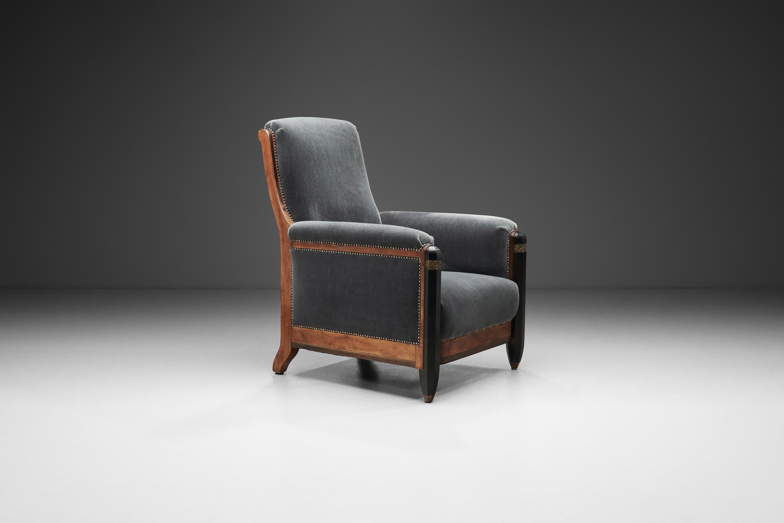 Francese Sedia da salotto Art Deco con schienale alto ed elementi in ottone, Francia, circa 1930 in vendita