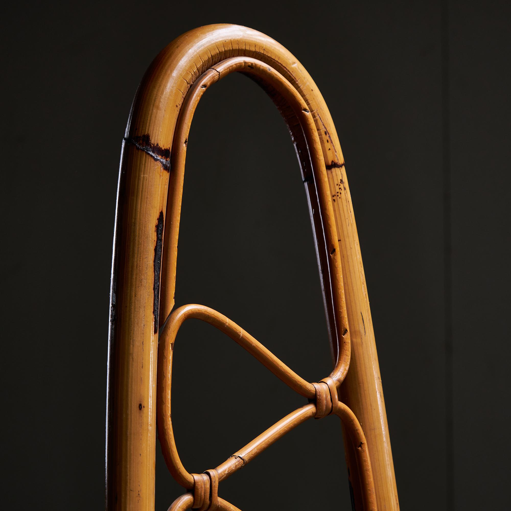 Silla de bambú con respaldo alto, años 60 en venta 1
