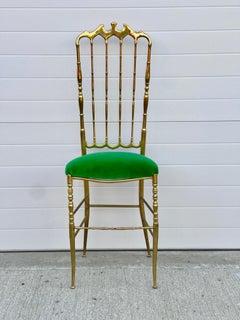 Chaise Chiavari à haut dossier en laiton