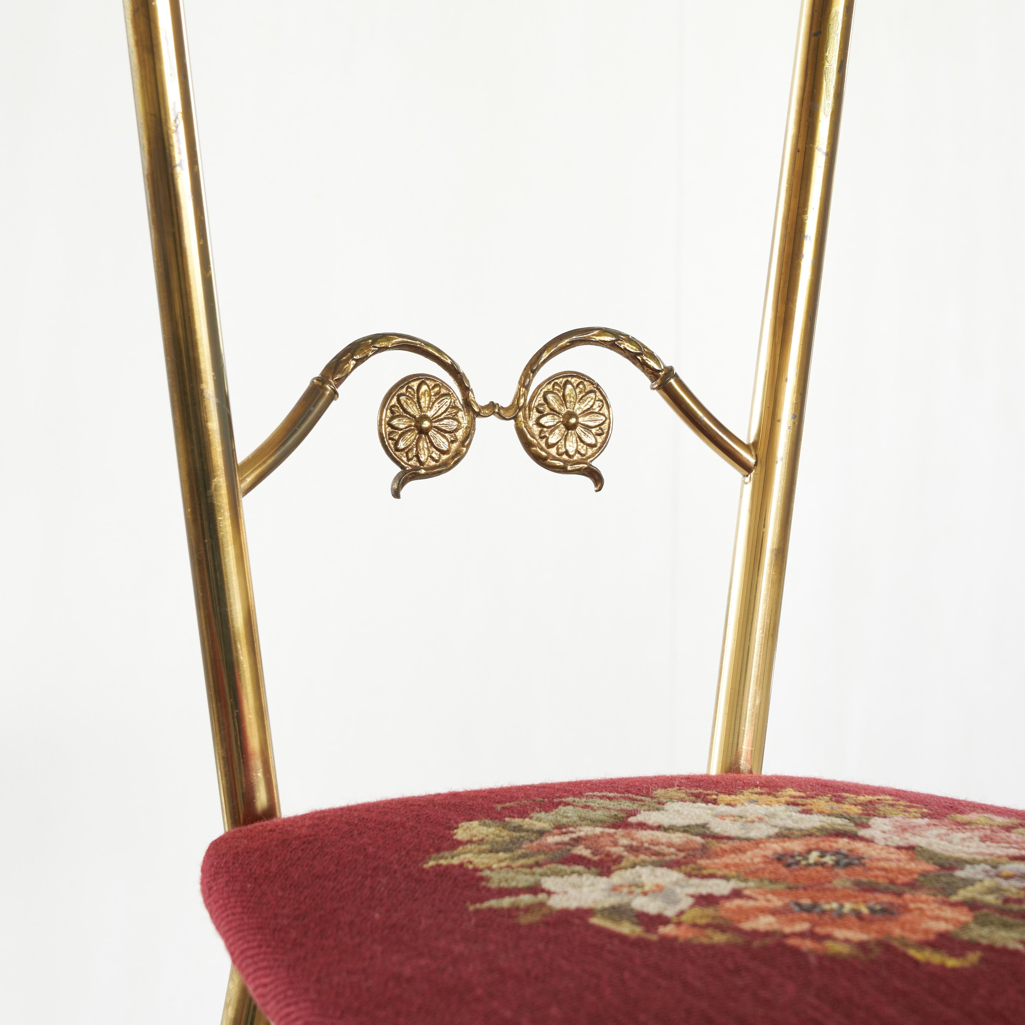 20th Century High Back Chiavari Chair in Brass and Embroidery, 1960s For Sale