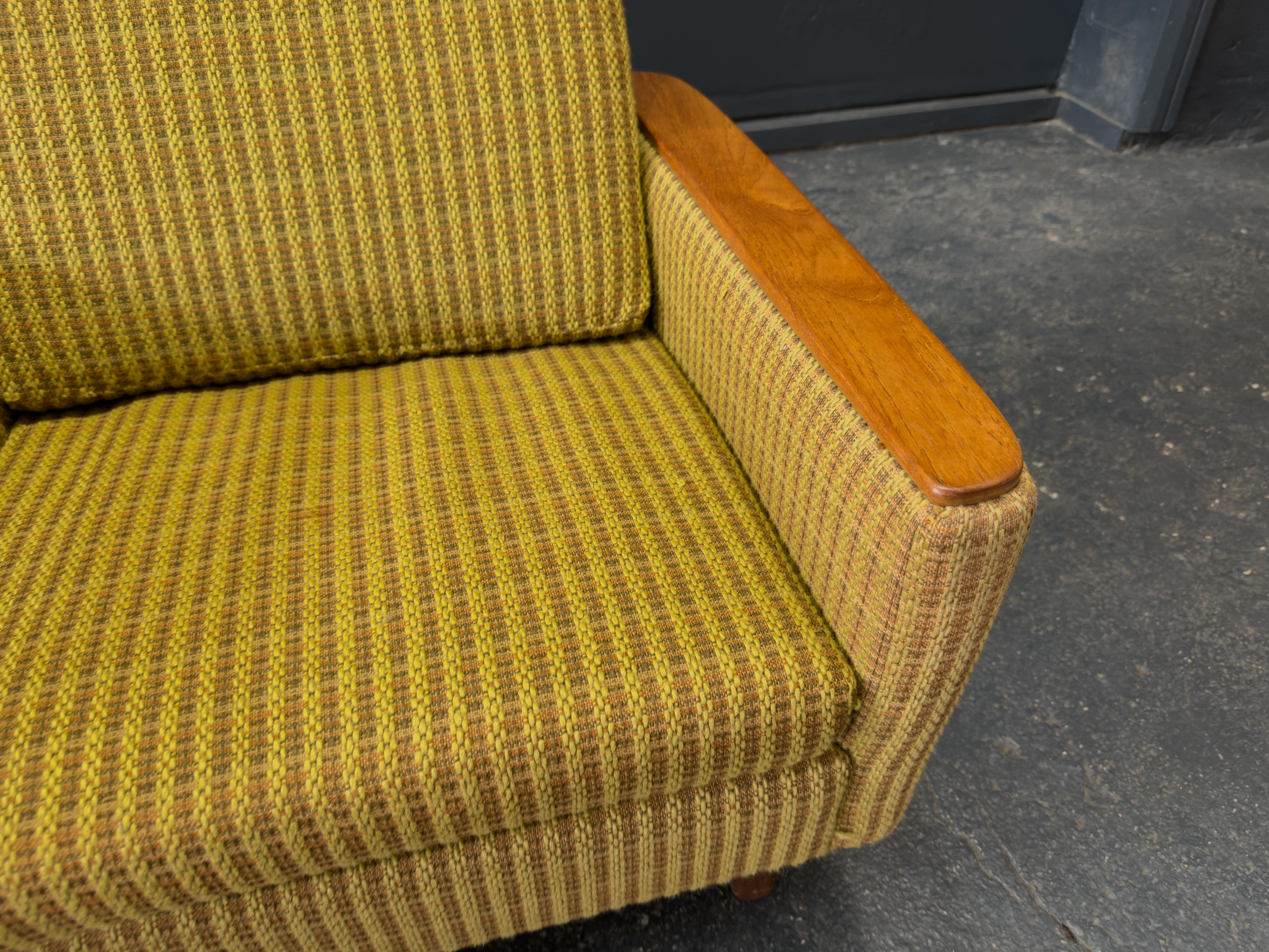 Fauteuil à haut dossier en teck vert en vente 2
