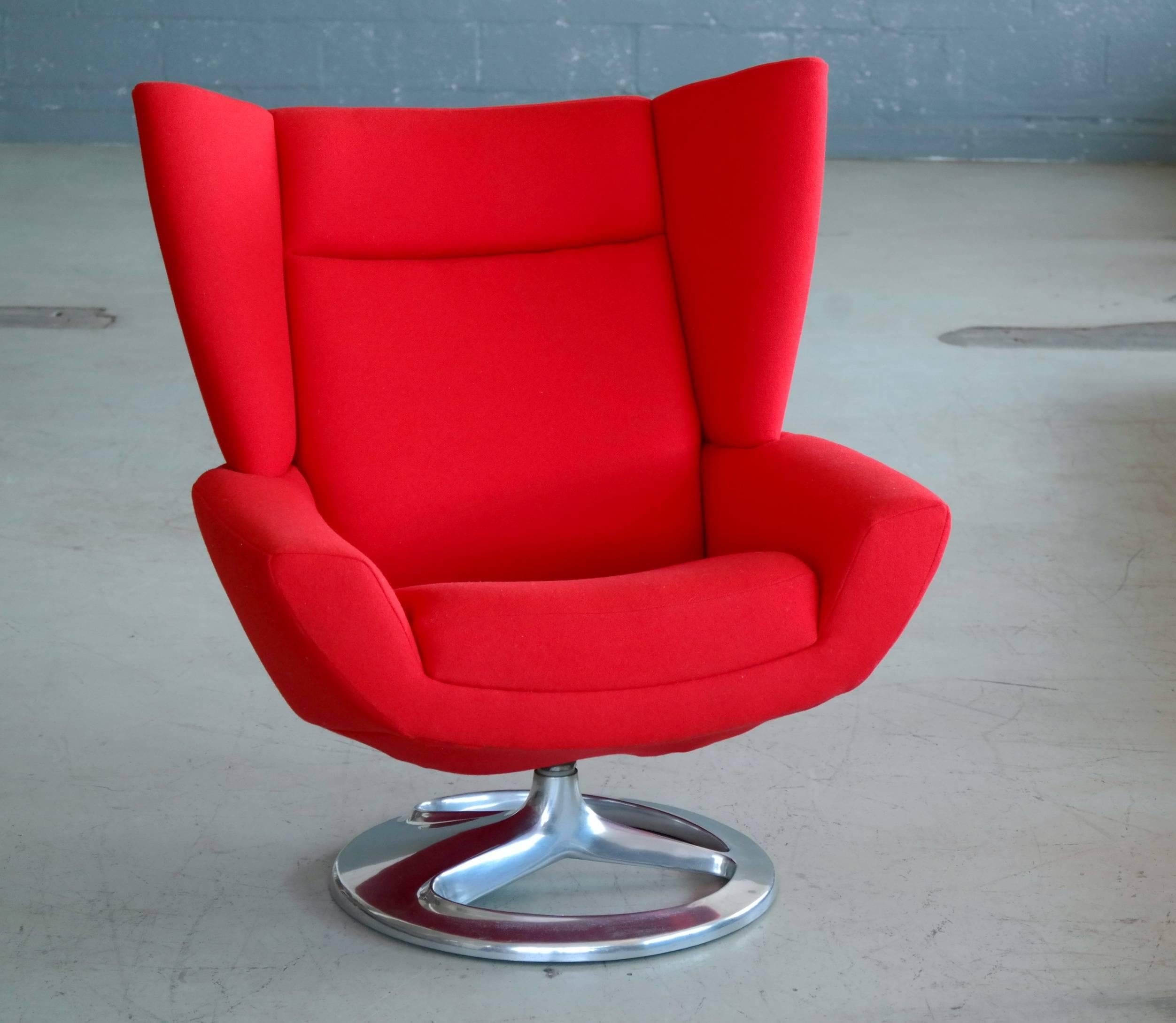 Mid-Century Modern High Back Lounge Chair by H.W. Klein for Bramin, Covered in Red Tonus Four Wool