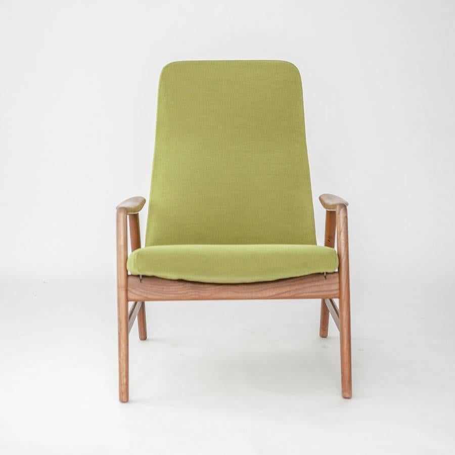 Danish High Back Lounge Chair in Teak, Upholstered in Green Kwadrat Fabric For Sale