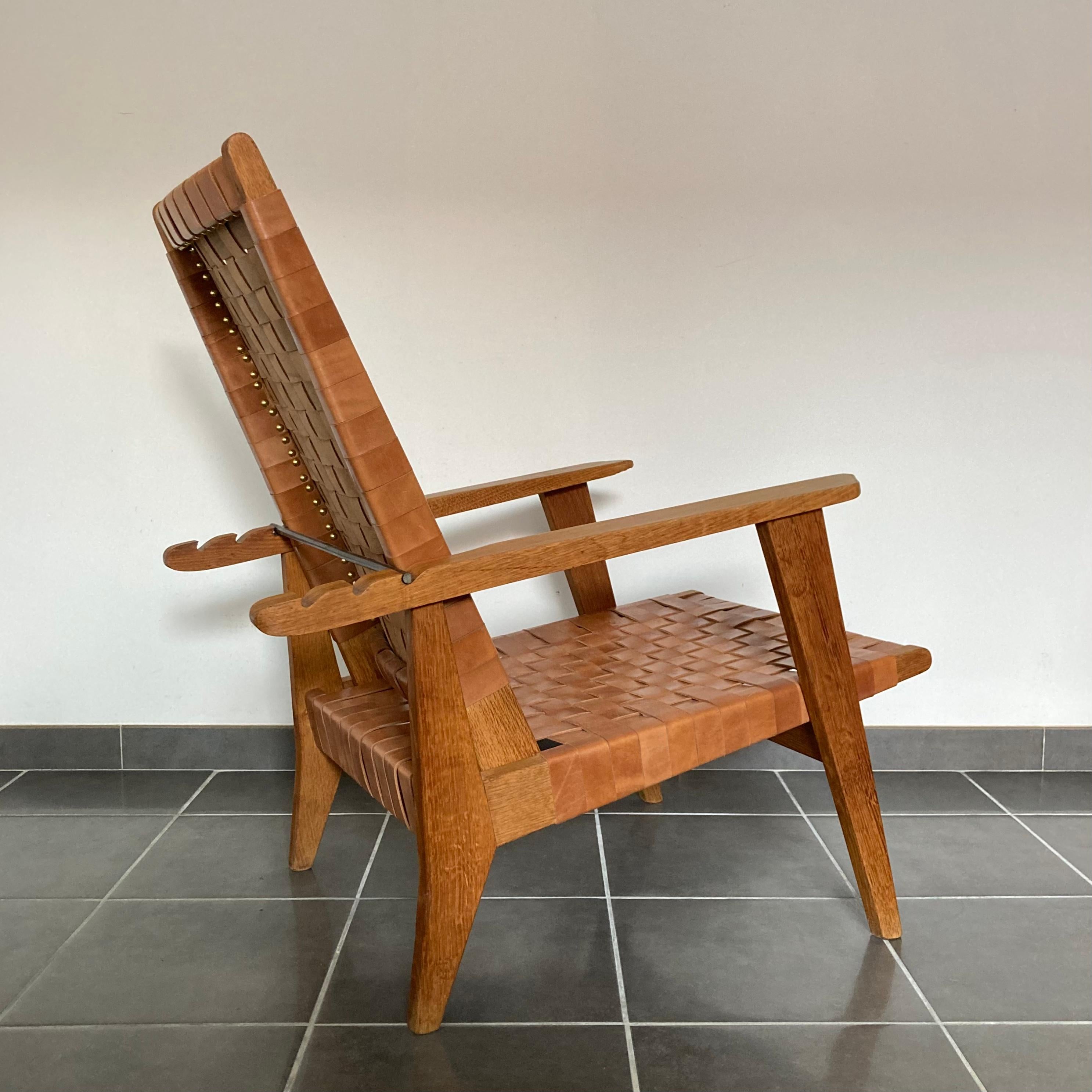 High Back Lounge Chair, Leather Webbed & Solid Oak Wood in the Style of J. Risom For Sale 5