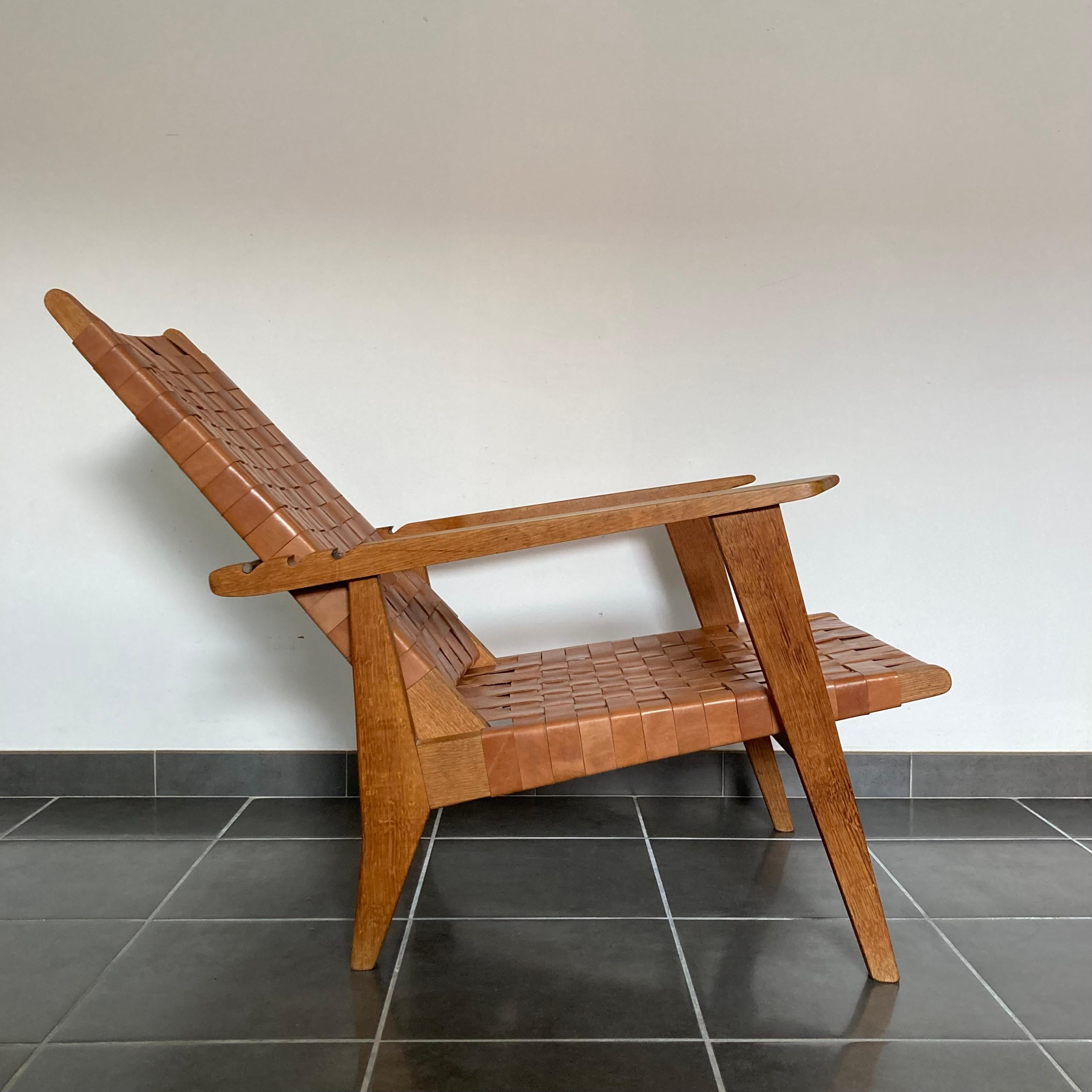 High Back Lounge Chair, Leather Webbed & Solid Oak Wood in the Style of J. Risom For Sale 8