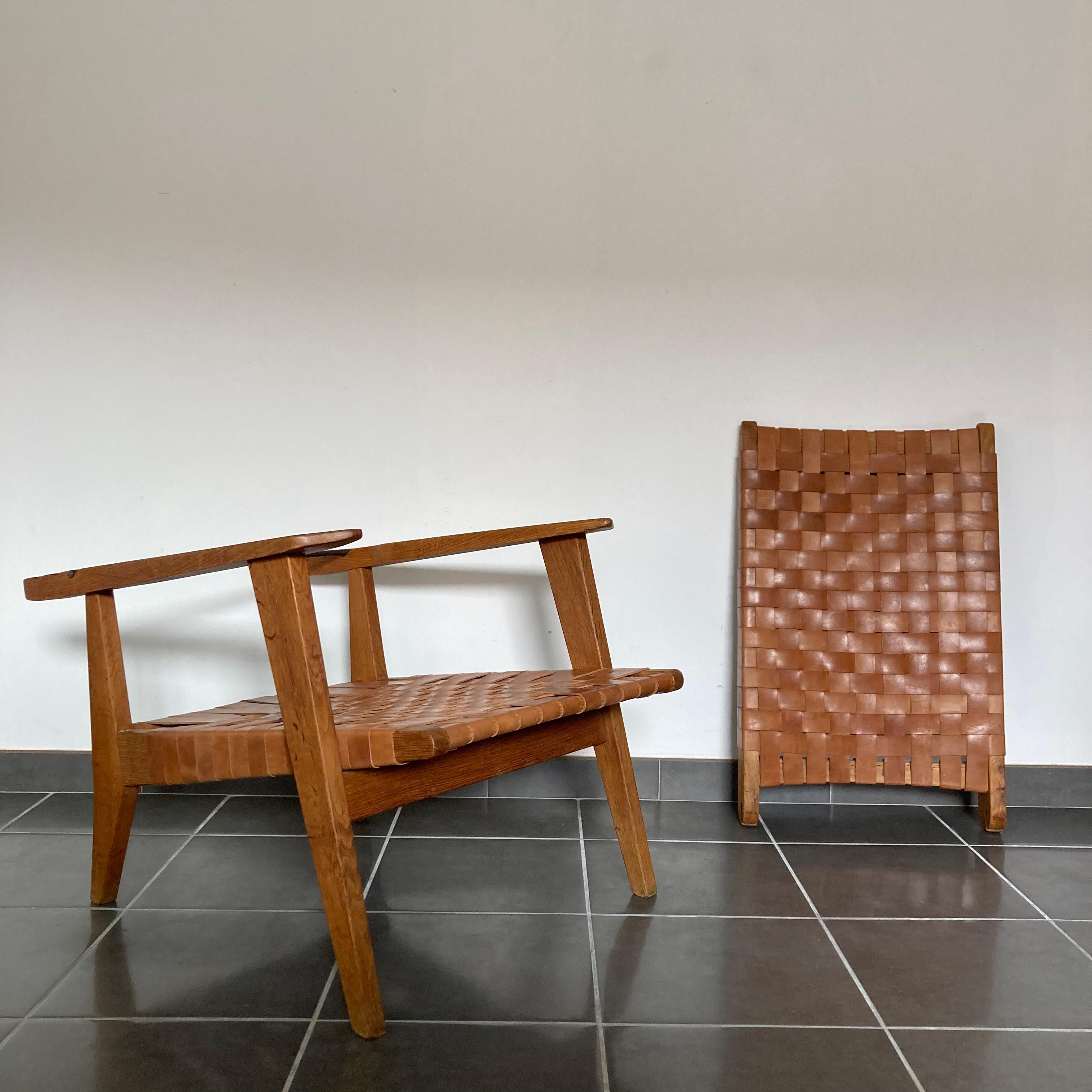 High Back Lounge Chair, Leather Webbed & Solid Oak Wood in the Style of J. Risom For Sale 9
