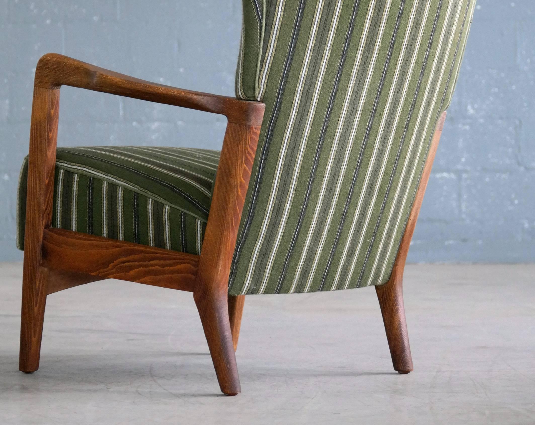 Wool High Back Open-Arm Lounge Chair by in Oak Fritz Hansen Danish Midcentury