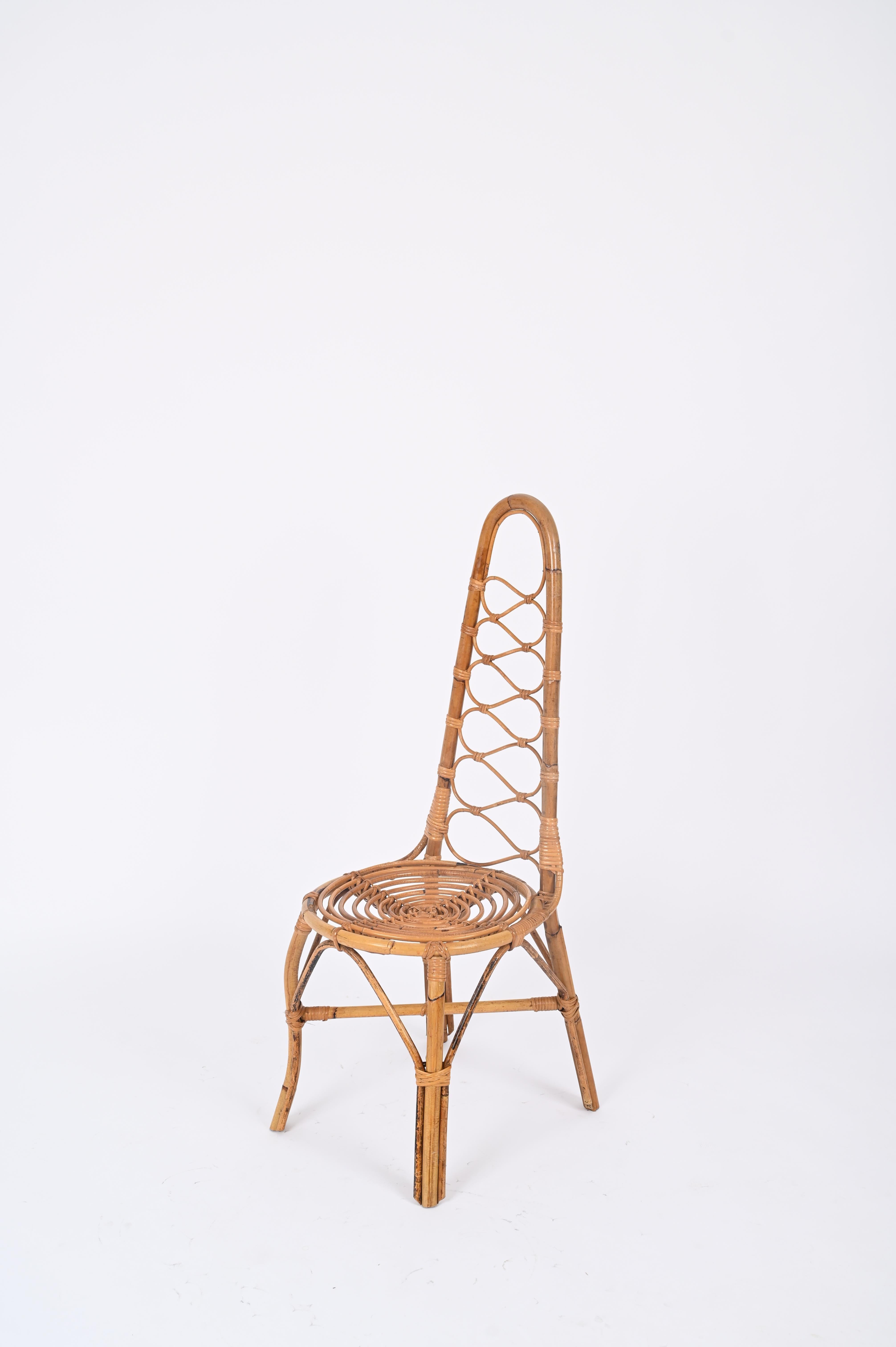 Beautiful organic high back chair in bamboo, rattan and hand-woven wicker. This fantastic chair was produced in Italy in the 1960s and is attributed to Bonacina.

The chair feature a stunning sturdy base made in a combination of curved bamboo and