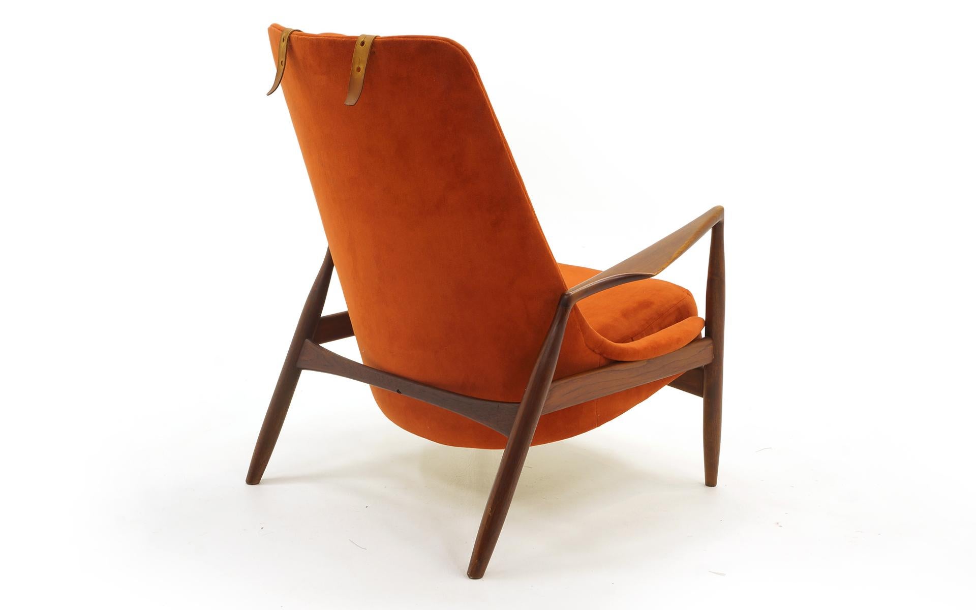 Swedish High Back Seal or Sälen Lounge Chair by Kofod-Larsen for OPE, Sweden, 1960.