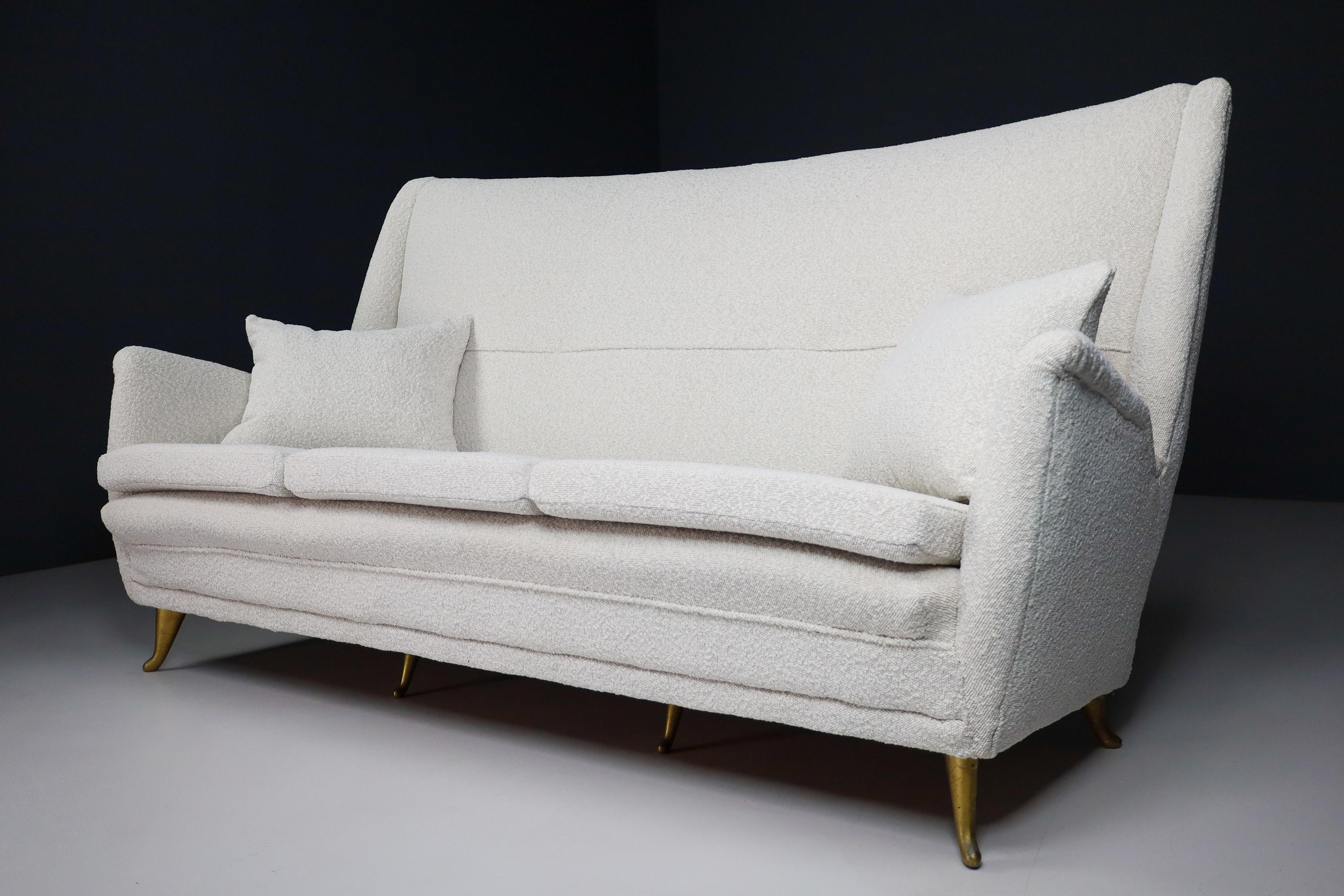 Mid-Century Modern High Back Sofa By Gio Ponti For ISA Bergamo in Bouclé Fabric Upholstery 1950s For Sale
