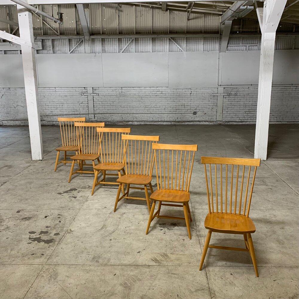 Measures: W 22.5 D 19 H 40 SW 18 SD 16 SH 18

Refinished set of six high back maple dining chairs. The set is structurally sound with no visible major areas of wear. Price is for the set of six chairs.