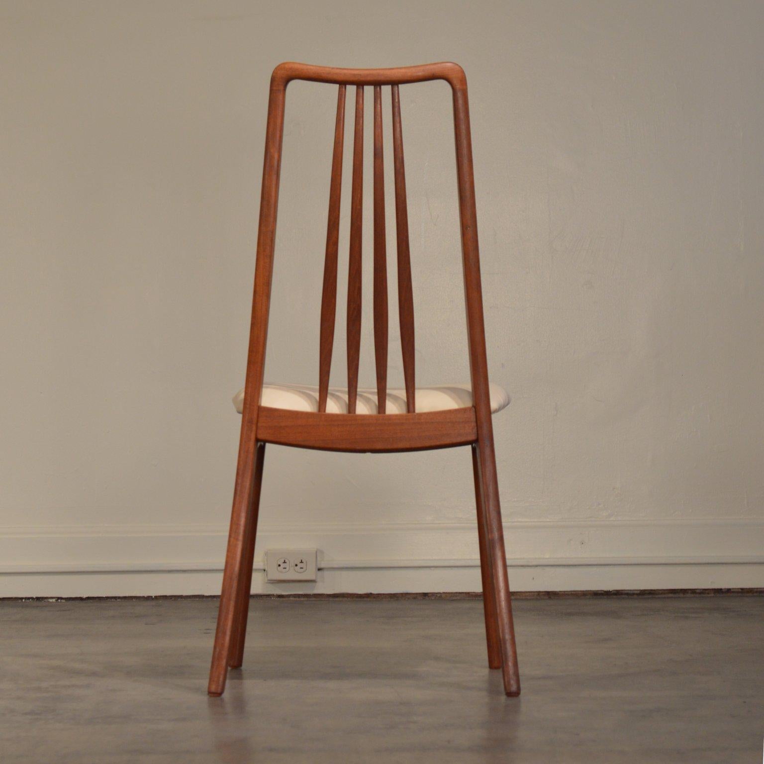 Danish High Back Teak Dining Chairs by Anders Jensen for Holstebro In Good Condition In Portland, ME
