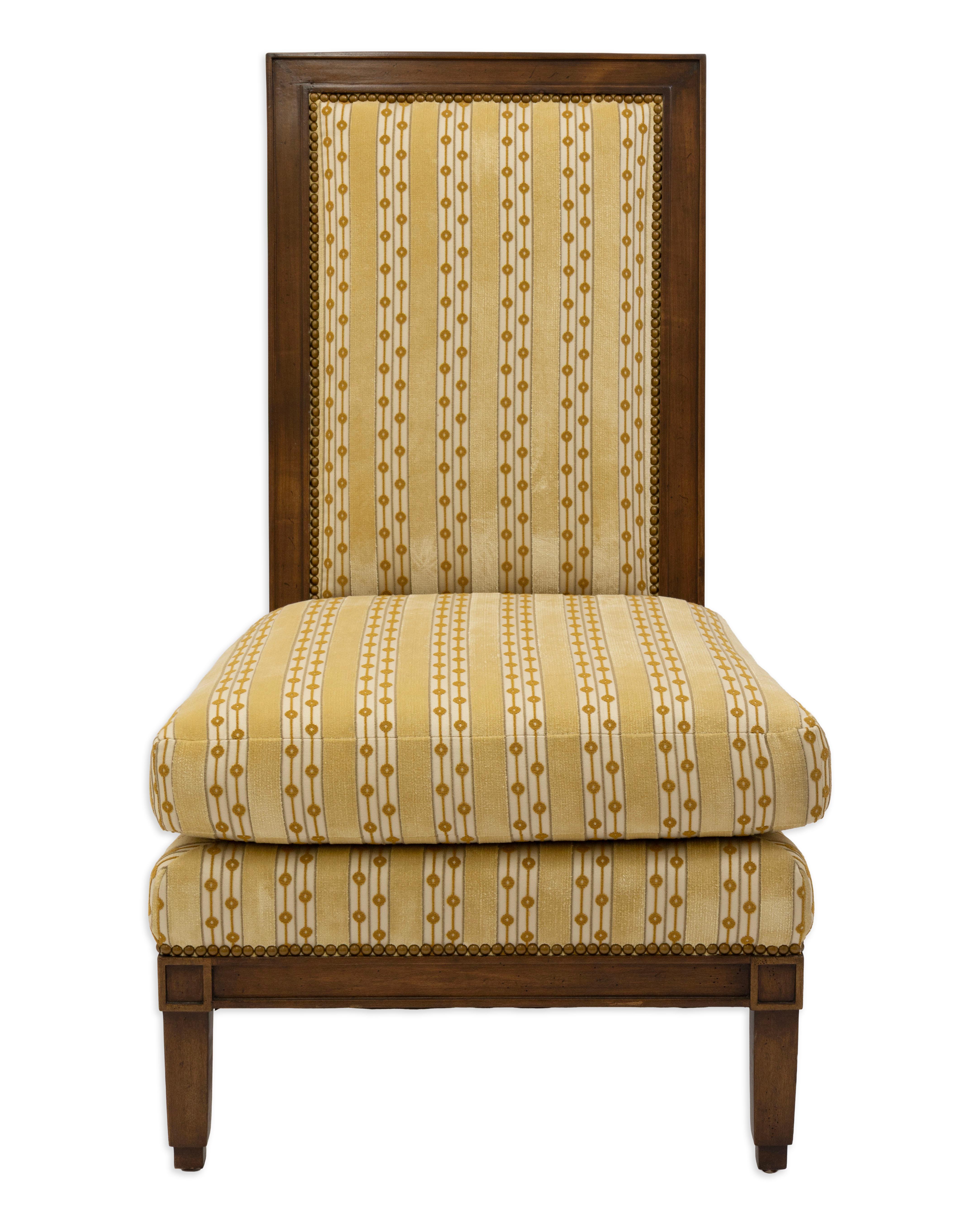 High Back Upholstered Baker Style Accent Slipper Chair (amerikanisch) im Angebot