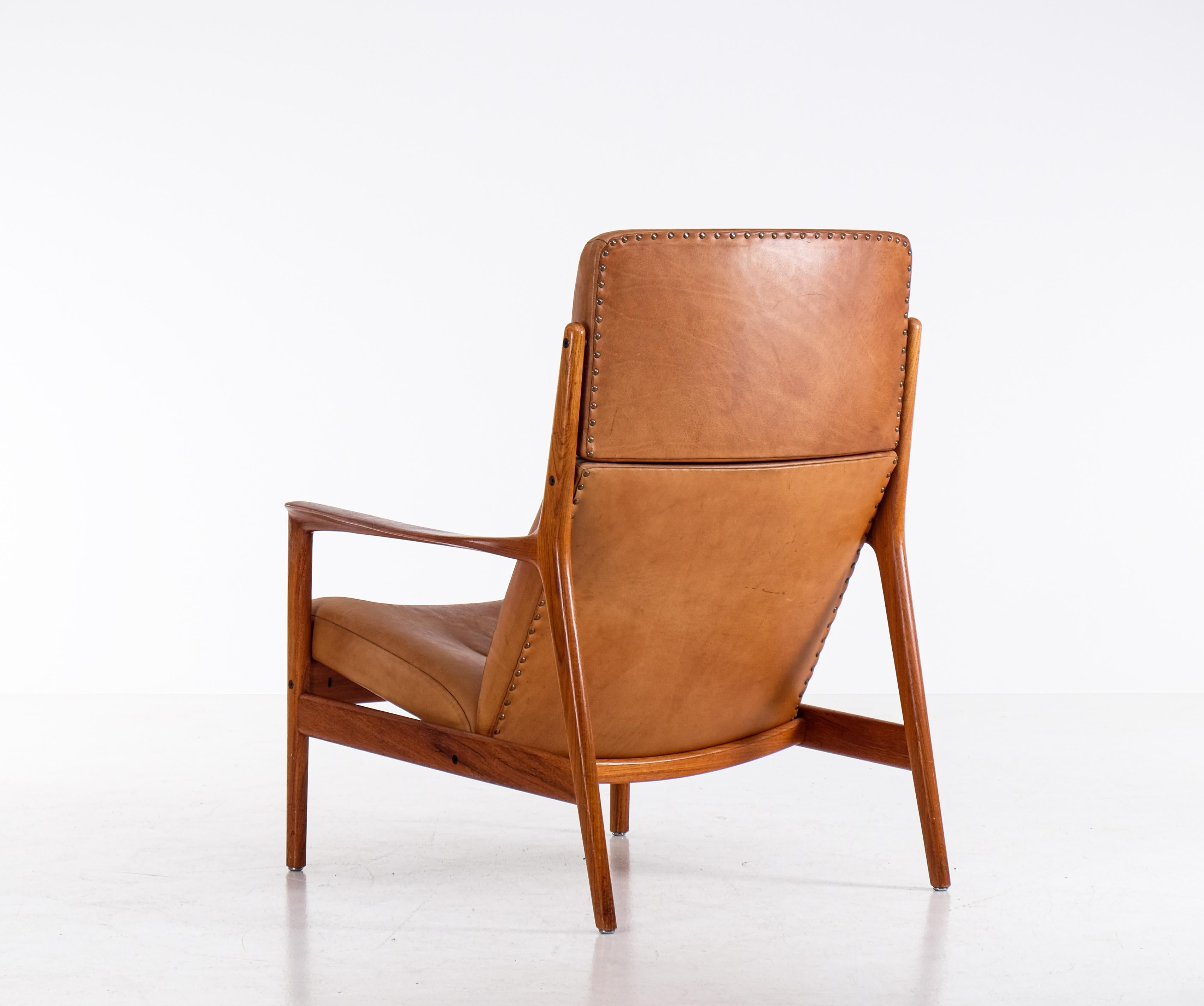 High-back 'USA-75' armchair by Folke Ohlsson for DUX, 1960s In Good Condition For Sale In Stockholm, SE
