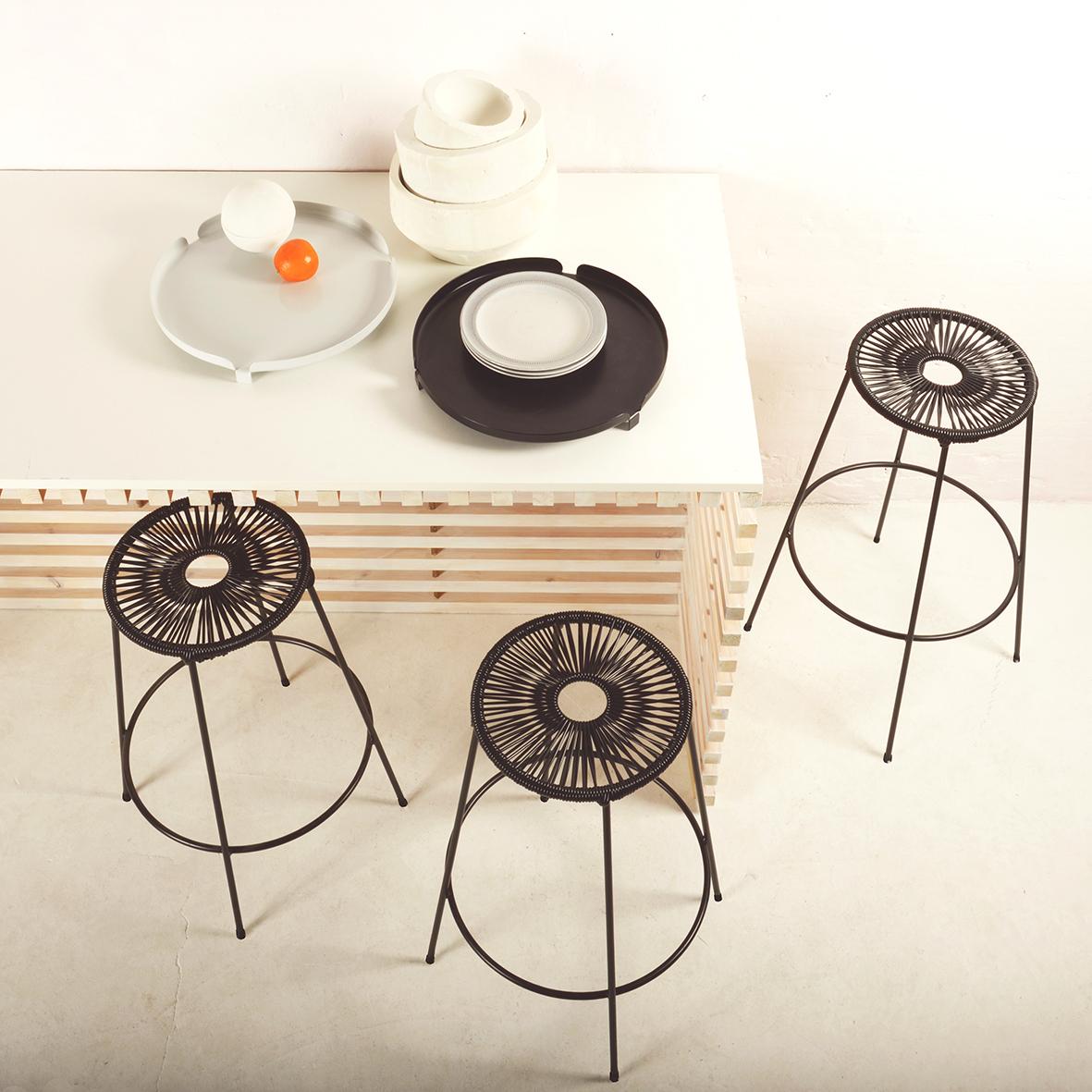 Postmoderne Tabouret de bar Acapulco noir haut par OK Design/One en vente