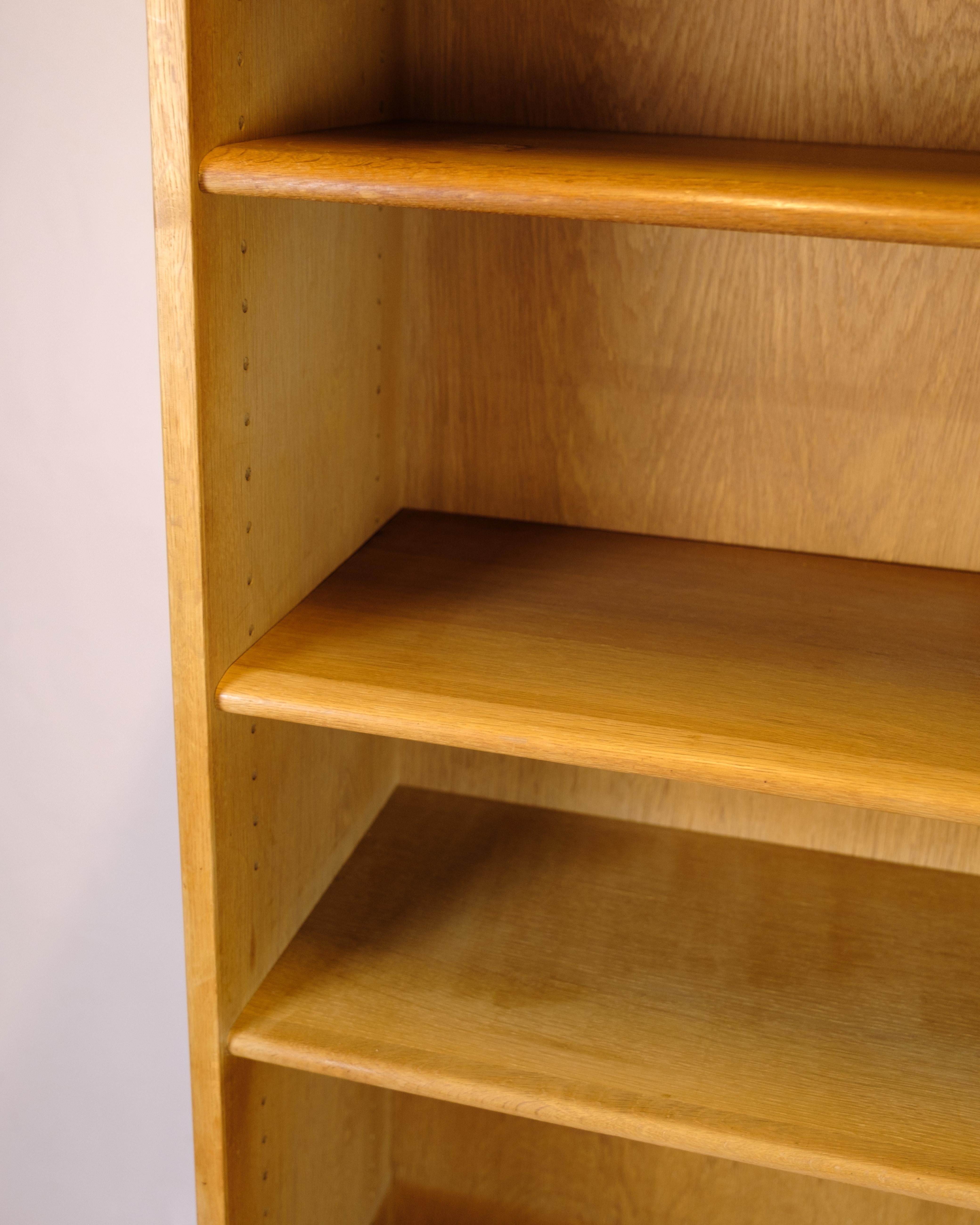 Danish High Bookcase In Oak With 4 Shevels By Hans J. Wegner For Ry Furniture For Sale