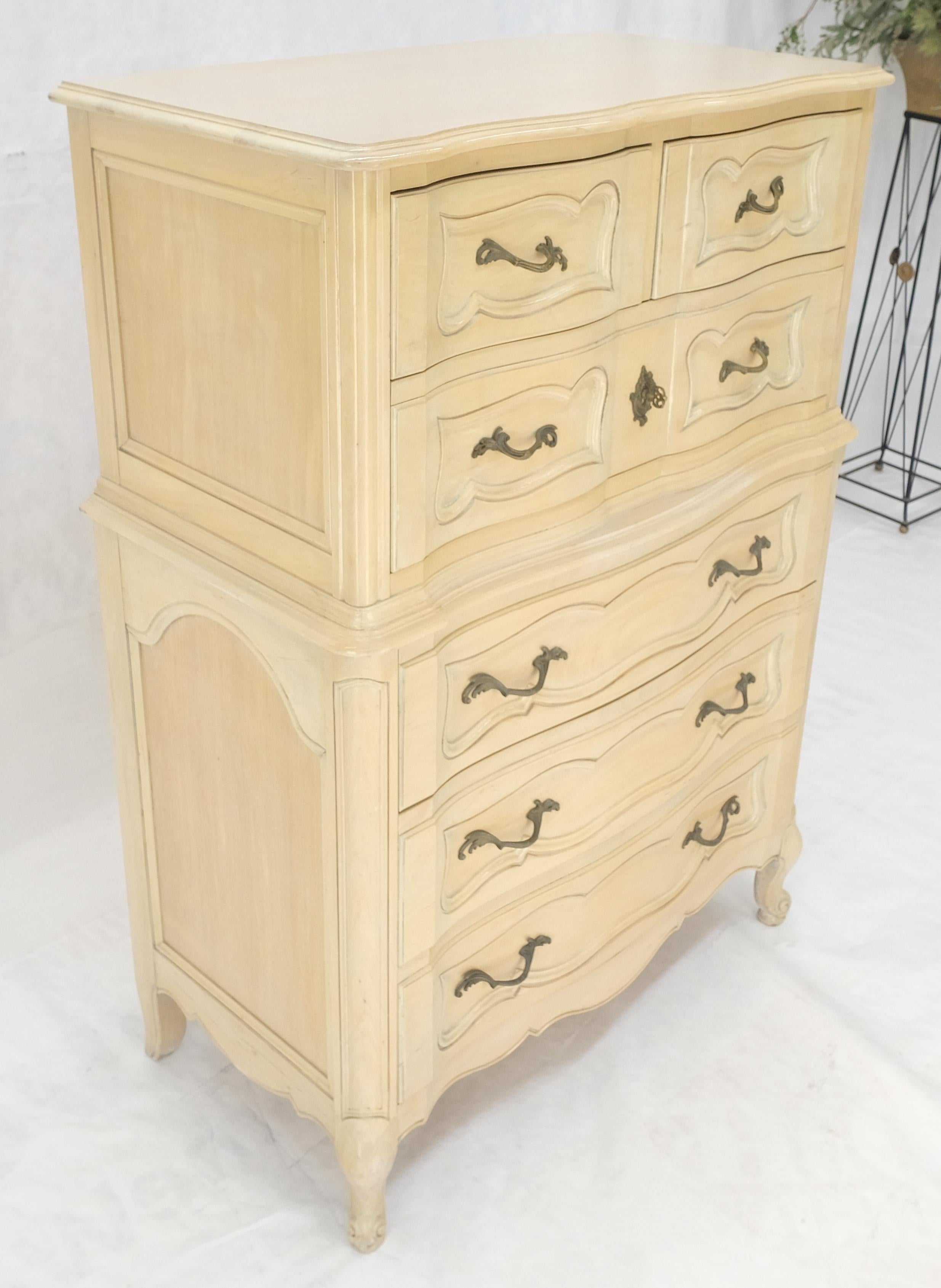 Cómoda Alta Construida Lacada Cerezo Blanqueado Country French 6 Cajones 54