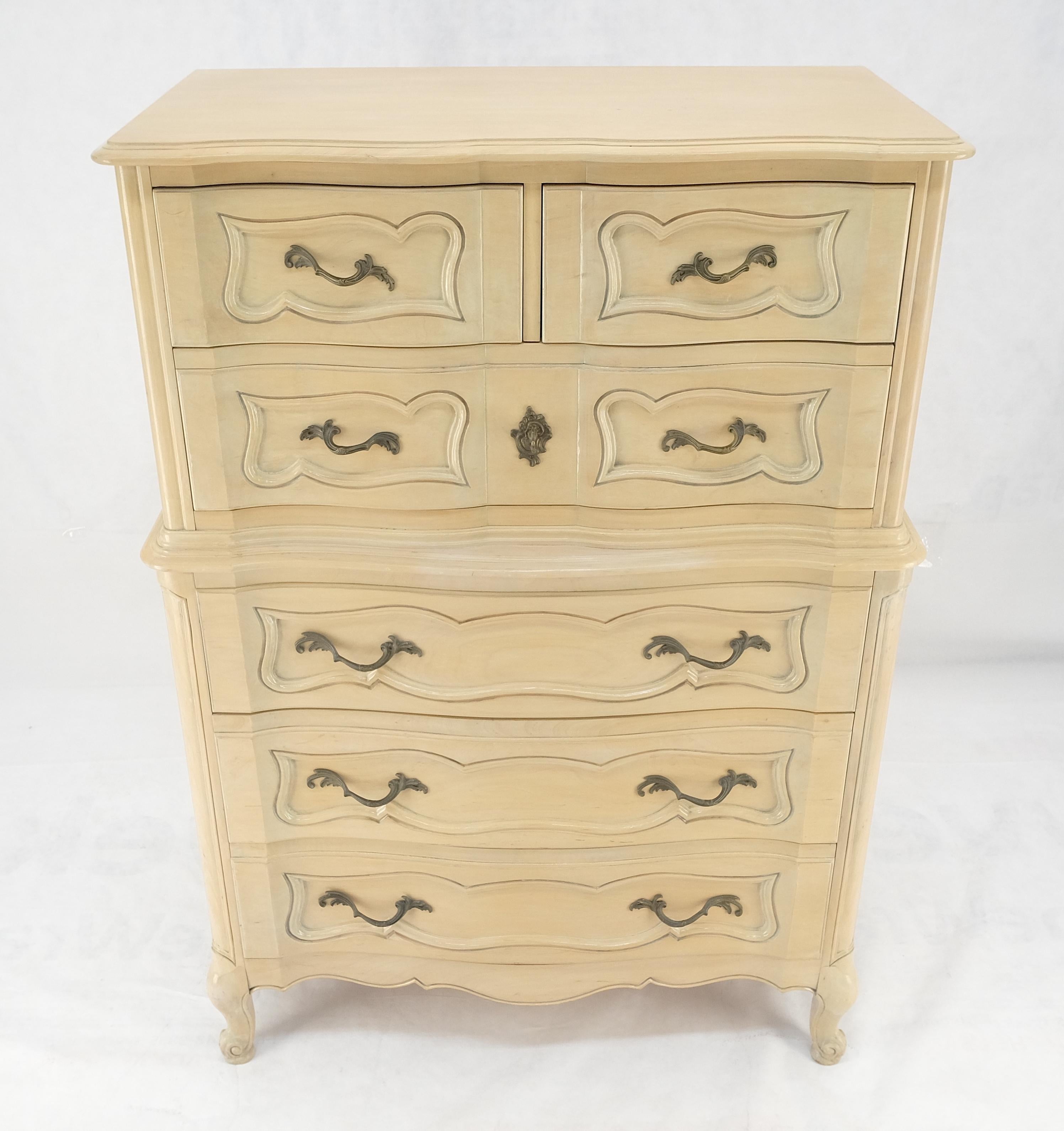 Cómoda Alta Construida Lacada Cerezo Blanqueado Country French 6 Cajones 54