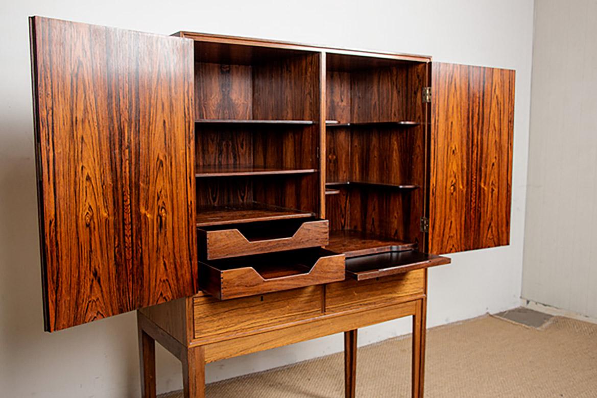 High cabinet, Bar, Danish in rosewood model 6201 by Hans Olsen 1960. For Sale 6