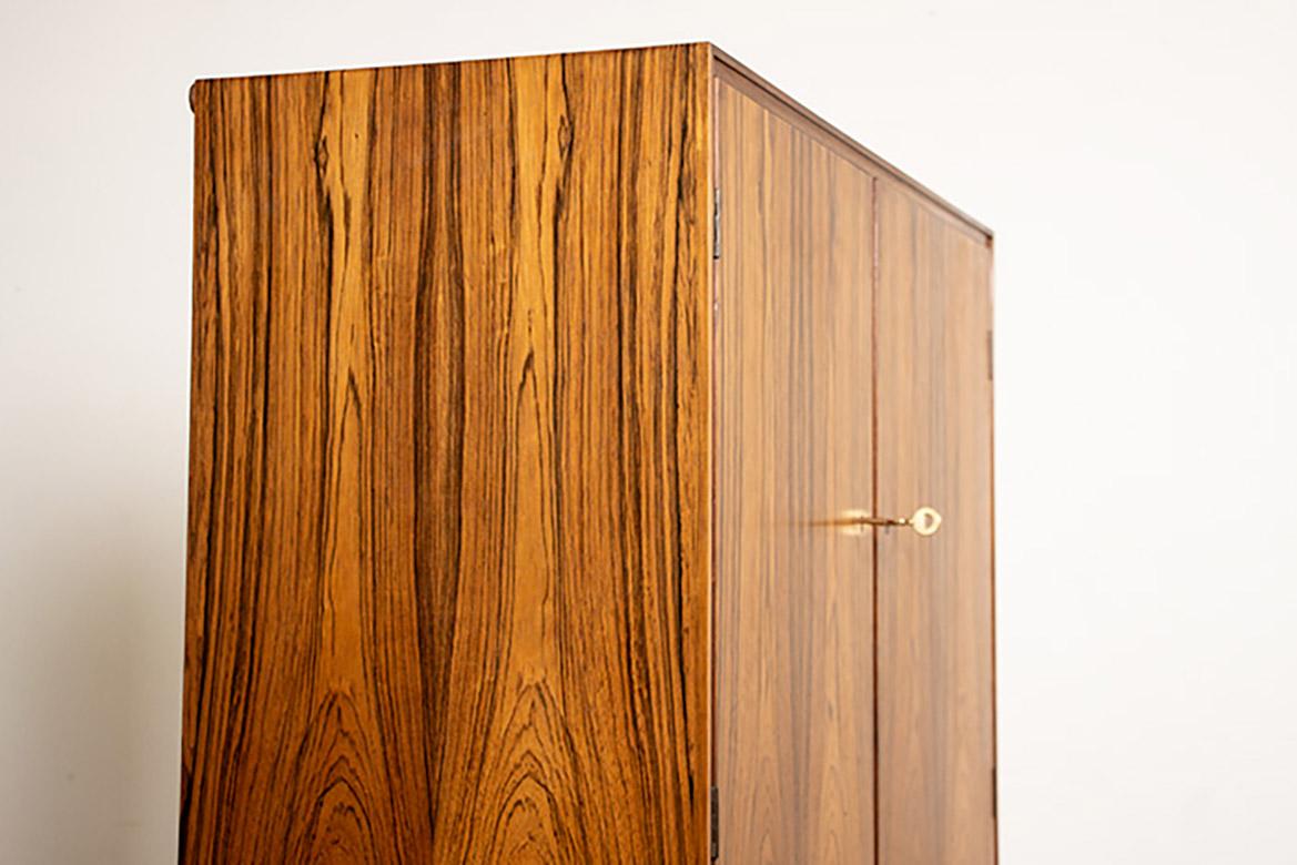 High cabinet, Bar, Danish in rosewood model 6201 by Hans Olsen 1960. For Sale 12