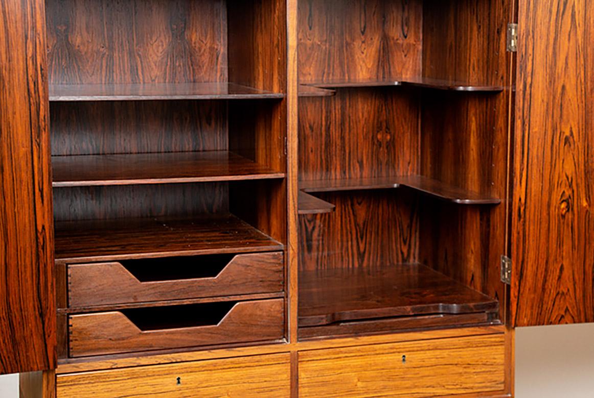 High cabinet, Bar, Danish in rosewood model 6201 by Hans Olsen 1960. For Sale 13