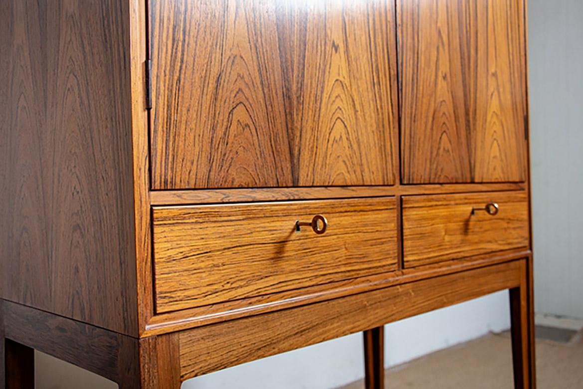 High cabinet, Bar, Danish in rosewood model 6201 by Hans Olsen 1960. For Sale 1