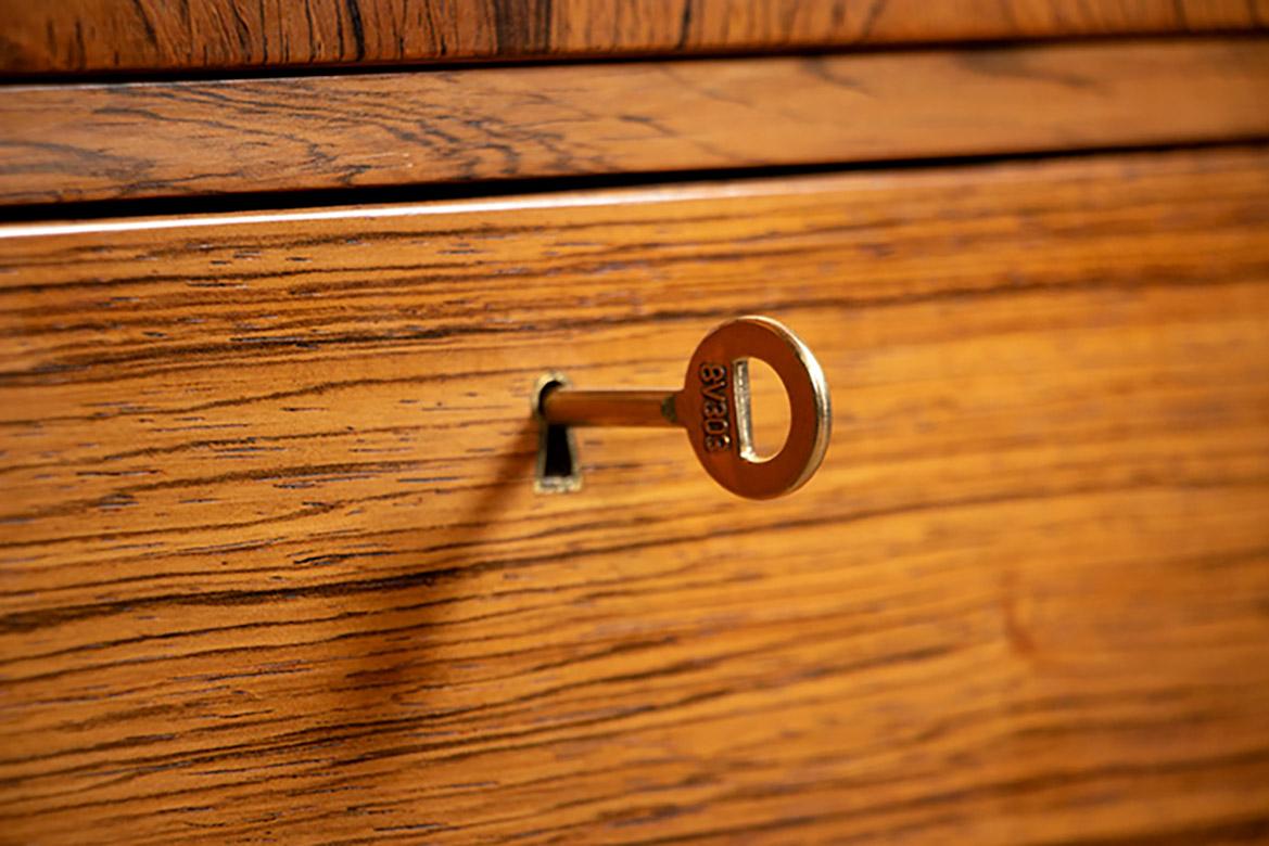 High cabinet, Bar, Danish in rosewood model 6201 by Hans Olsen 1960. For Sale 2