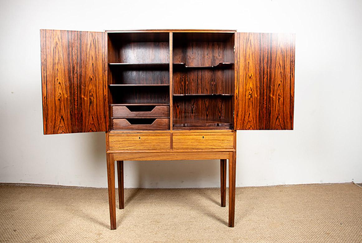 High cabinet, Bar, Danish in rosewood model 6201 by Hans Olsen 1960. For Sale 3